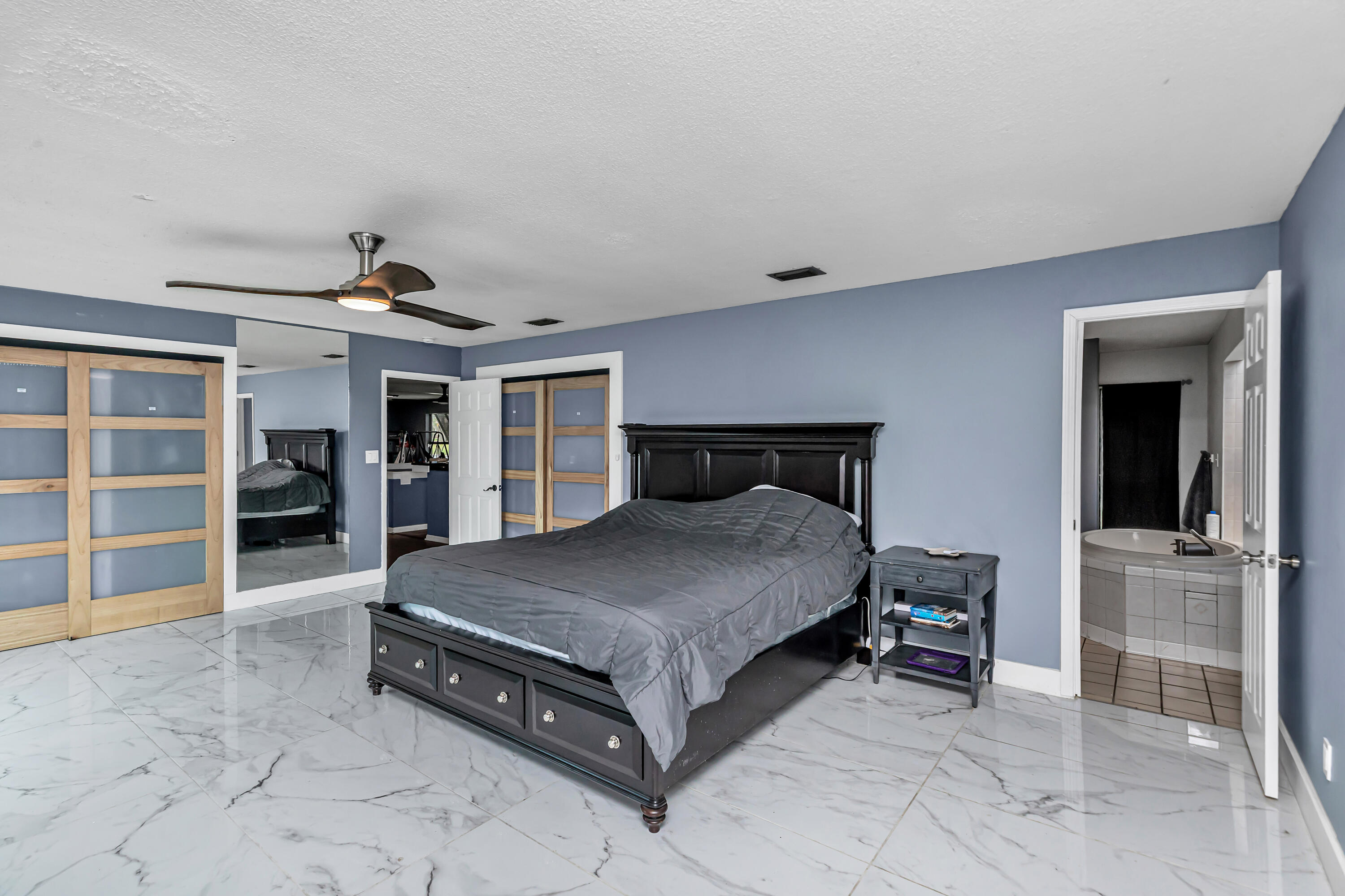 LAKE LORRAINE ESTATES - Residential