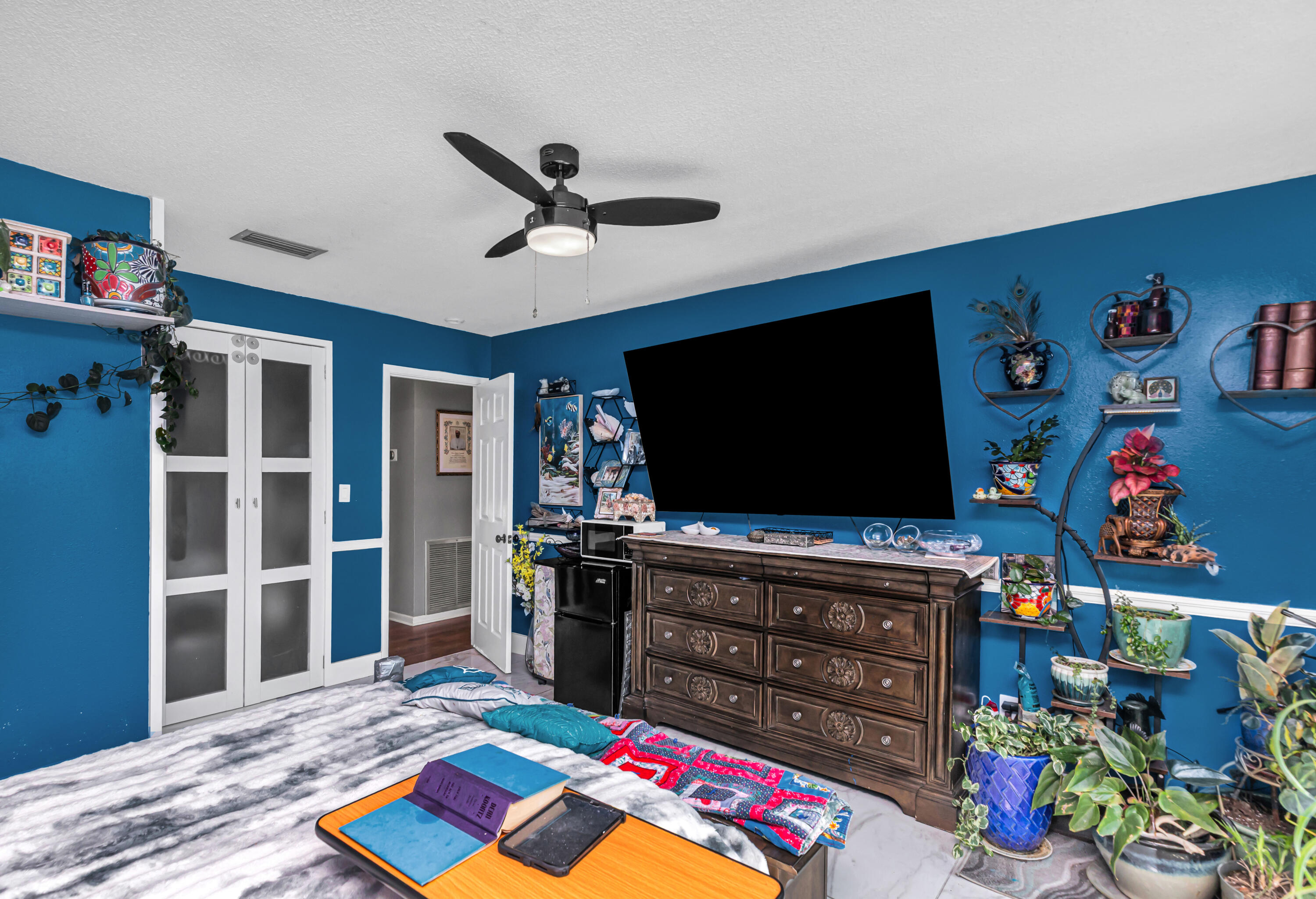 LAKE LORRAINE ESTATES - Residential