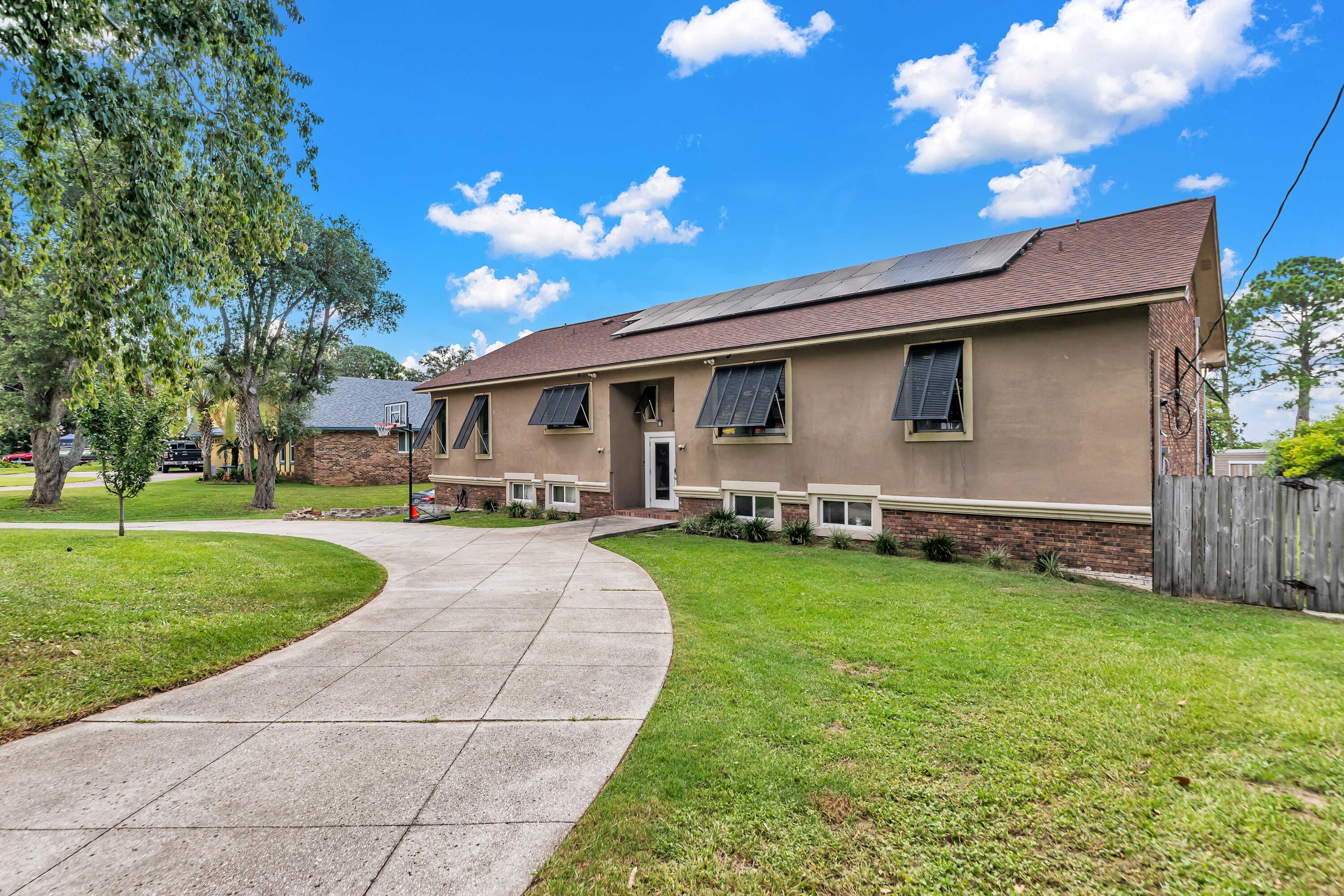 LAKE LORRAINE ESTATES - Residential