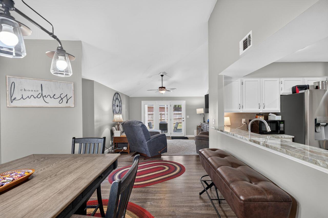 CEDAR RIDGE PH 12 - Residential