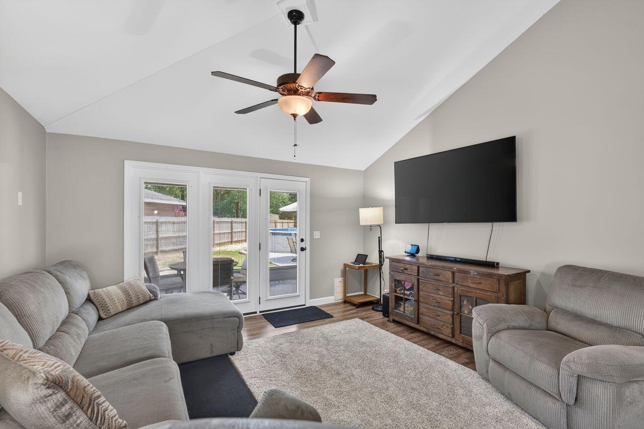 CEDAR RIDGE PH 12 - Residential