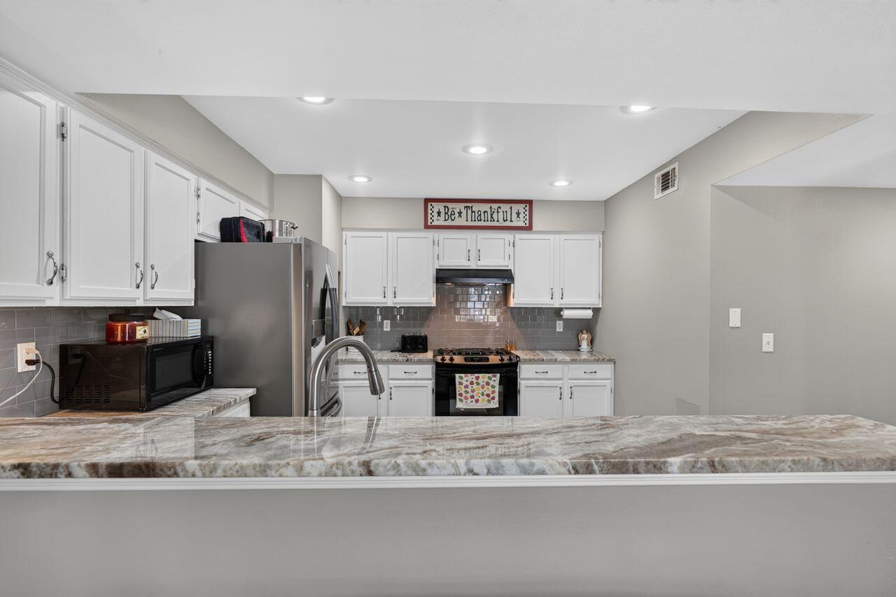 CEDAR RIDGE PH 12 - Residential
