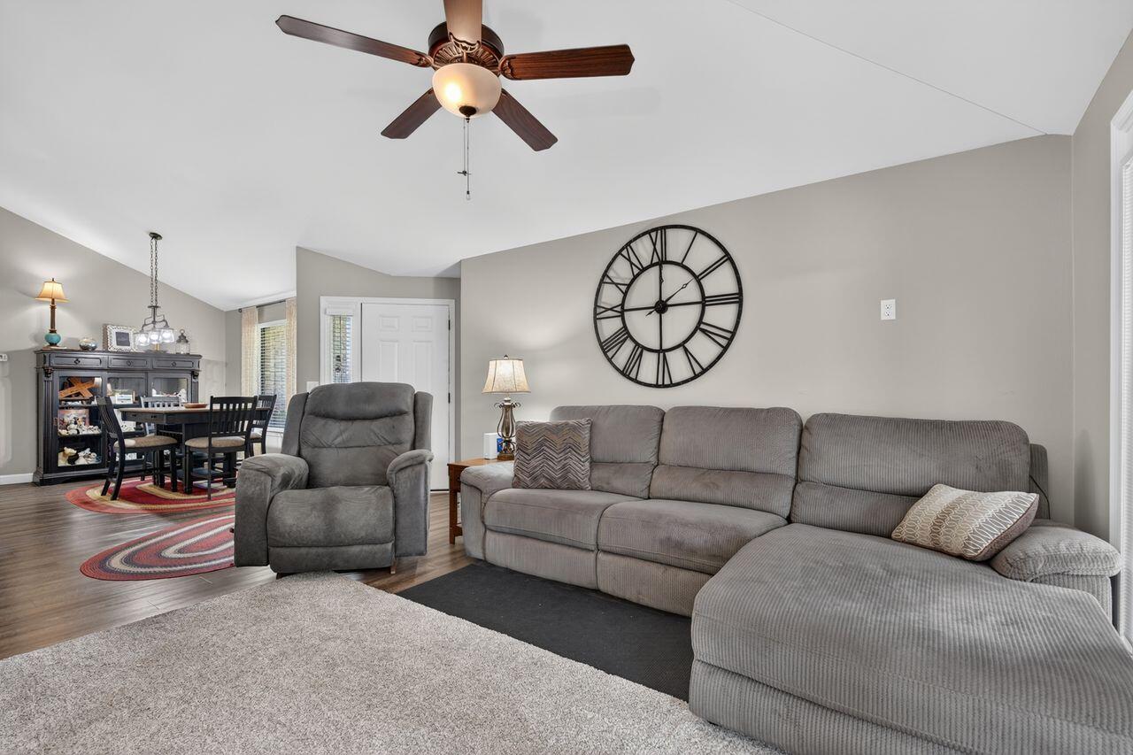 CEDAR RIDGE PH 12 - Residential