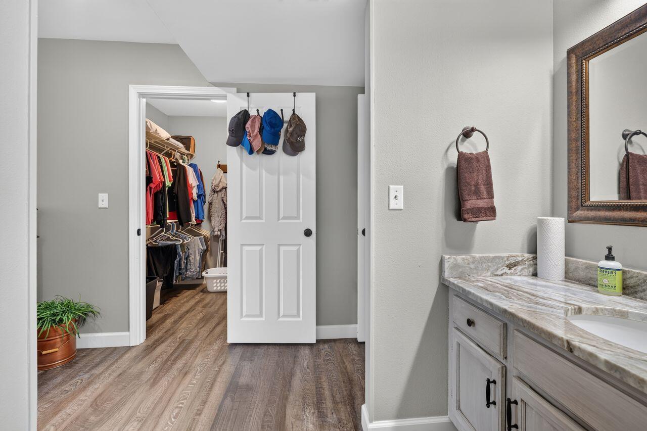 CEDAR RIDGE PH 12 - Residential