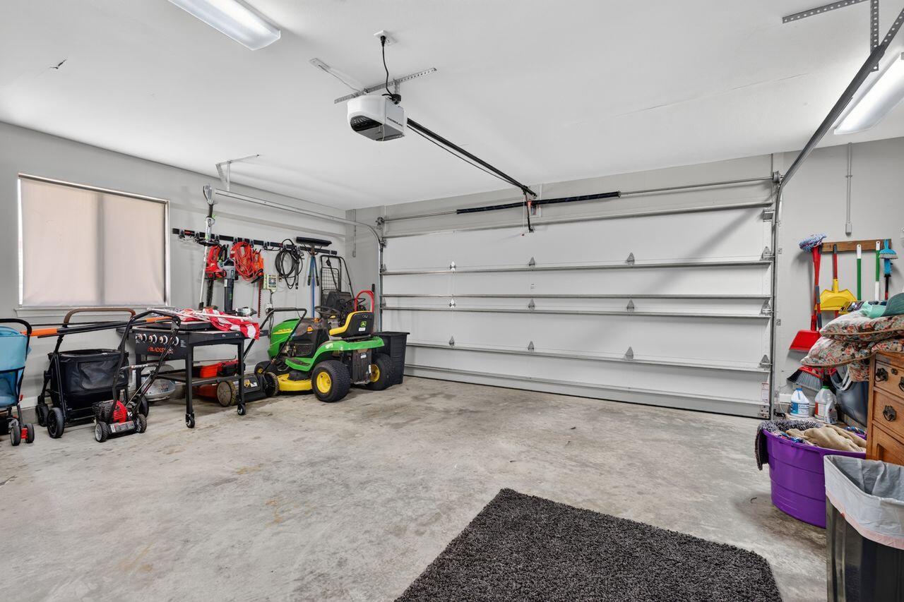 CEDAR RIDGE PH 12 - Residential