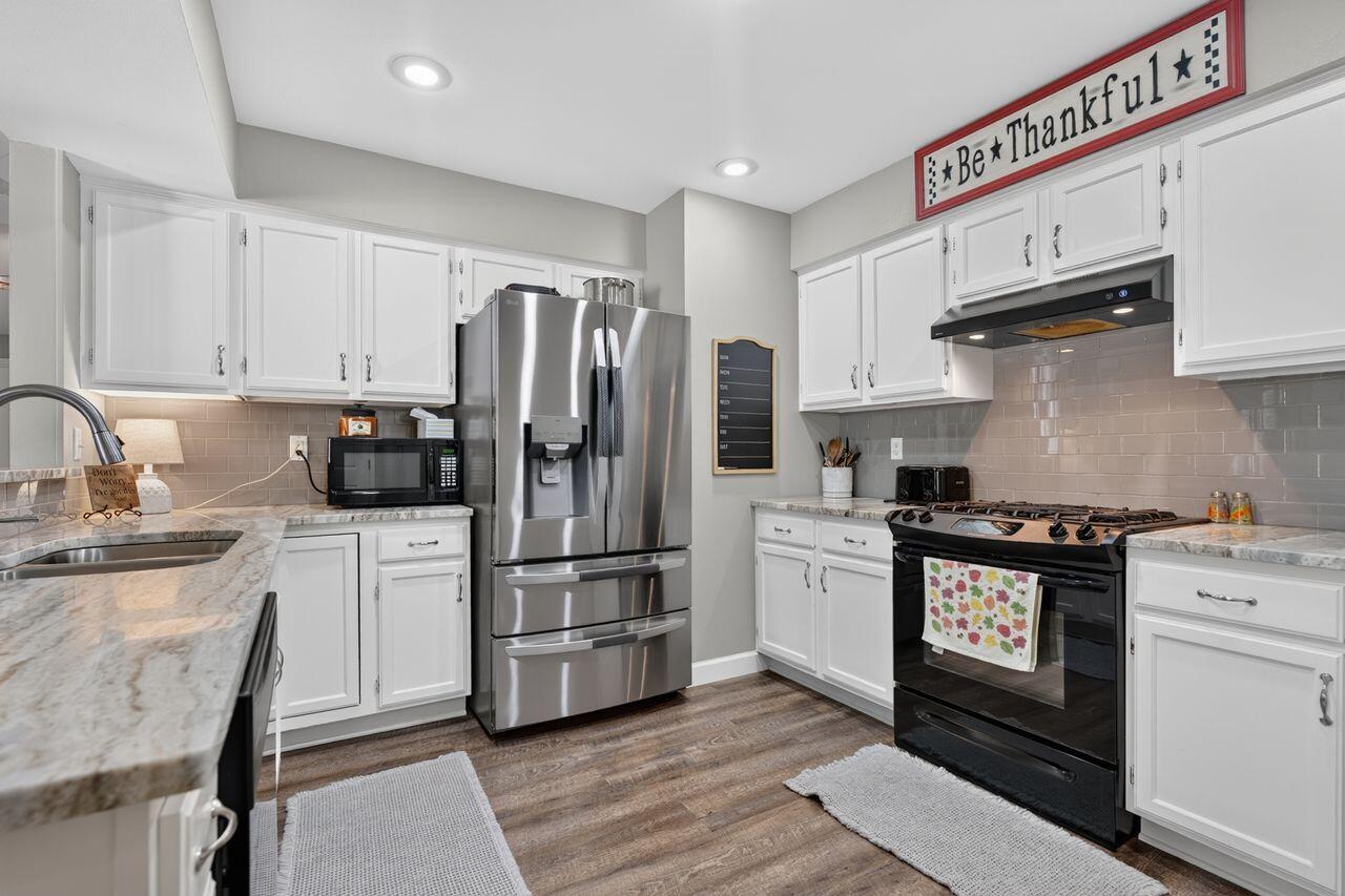 CEDAR RIDGE PH 12 - Residential