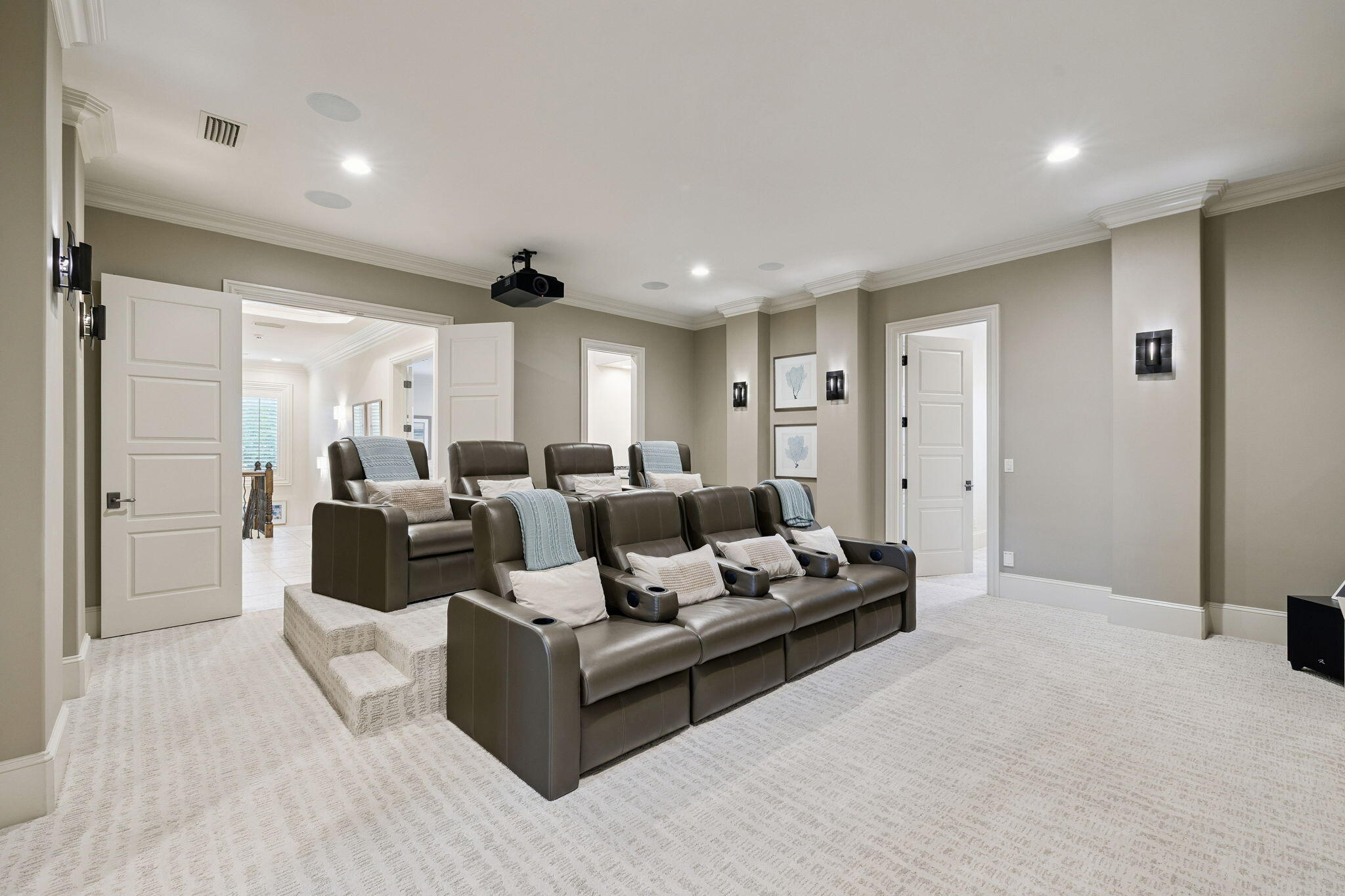BURNT PINE - Residential