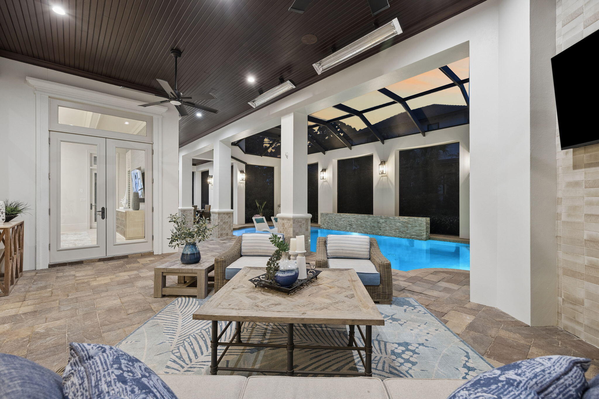 BURNT PINE - Residential
