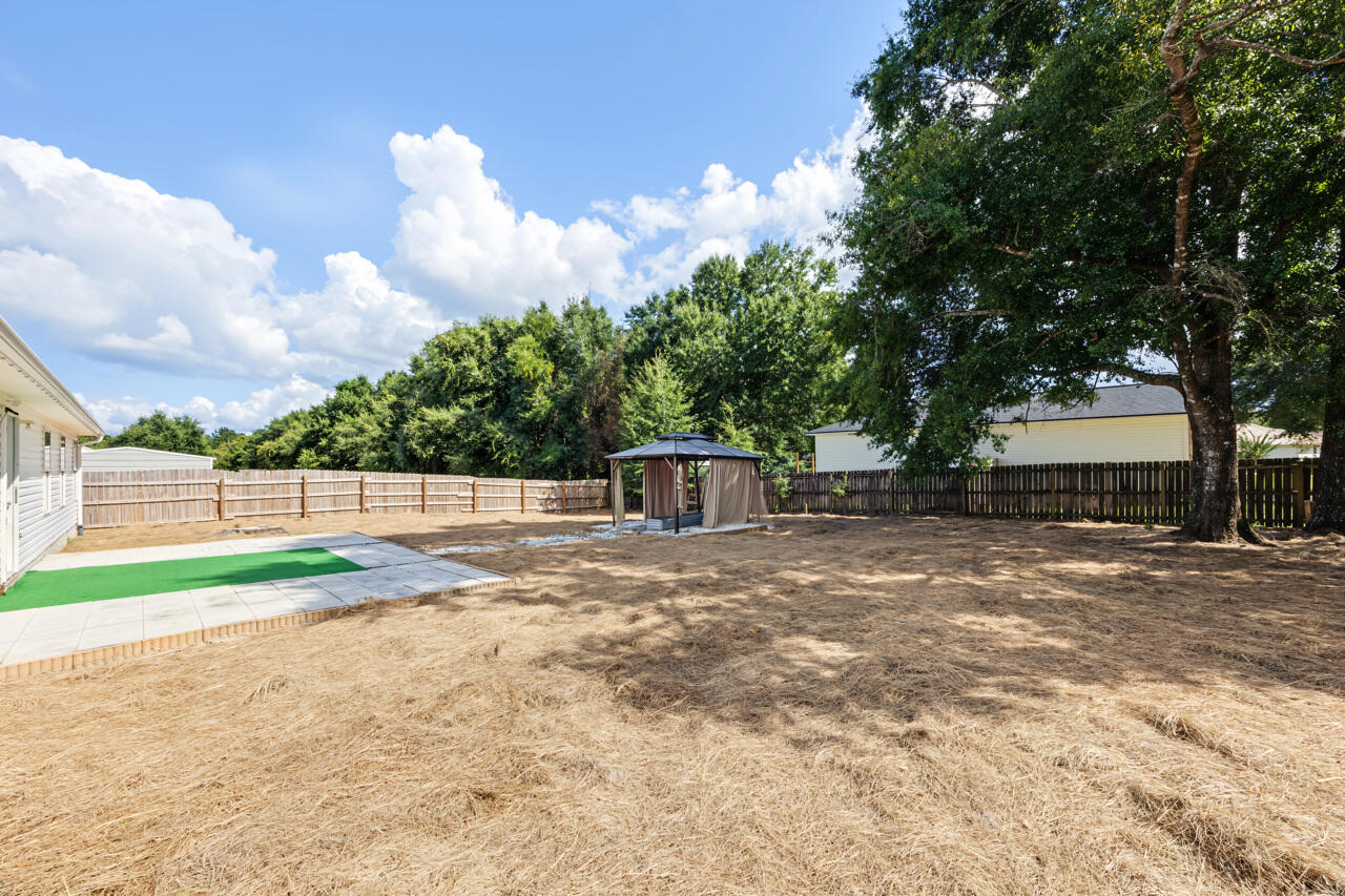 FAIRCHILD ESTATES - Residential