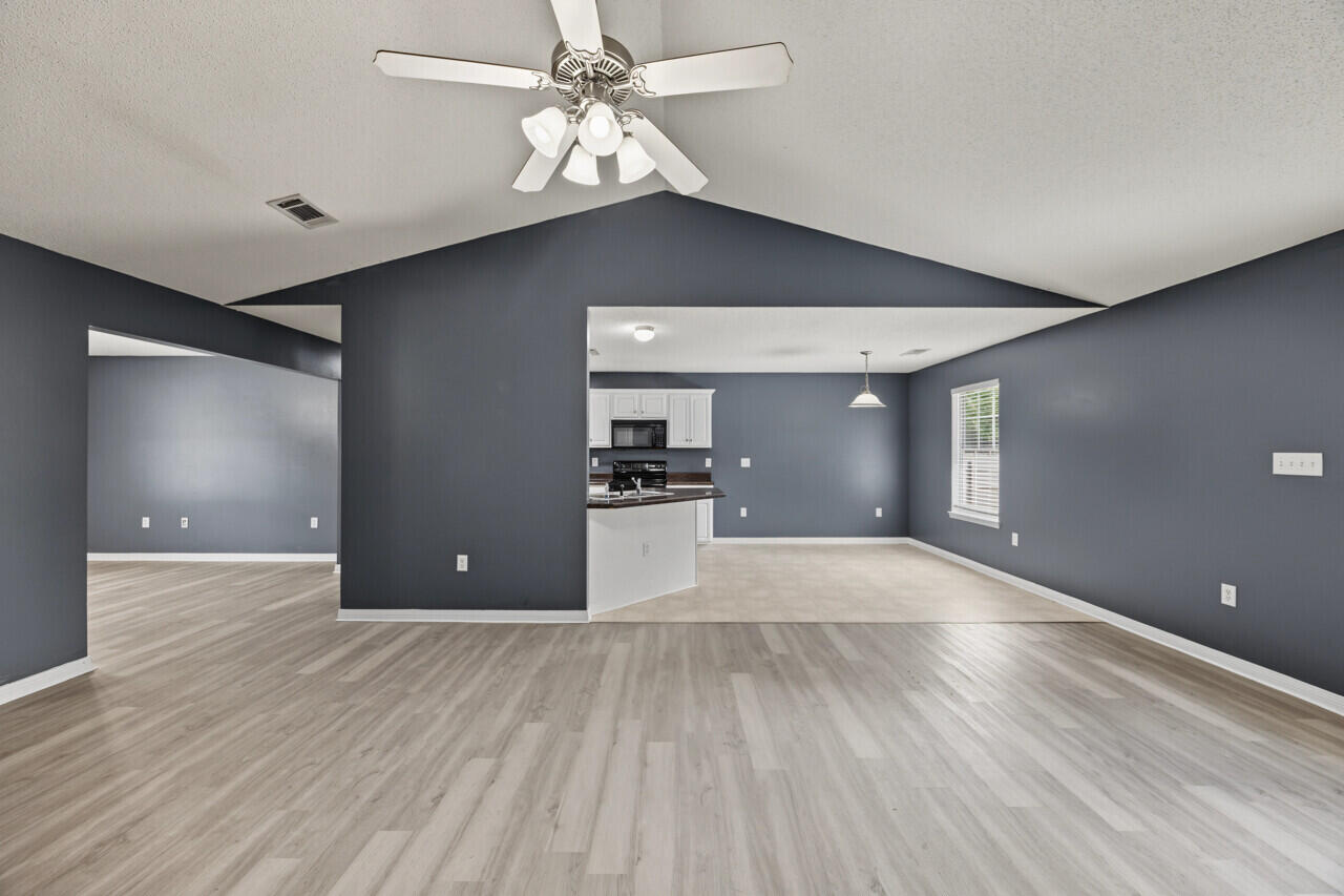 FAIRCHILD ESTATES - Residential