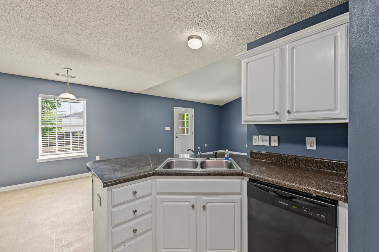 FAIRCHILD ESTATES - Residential