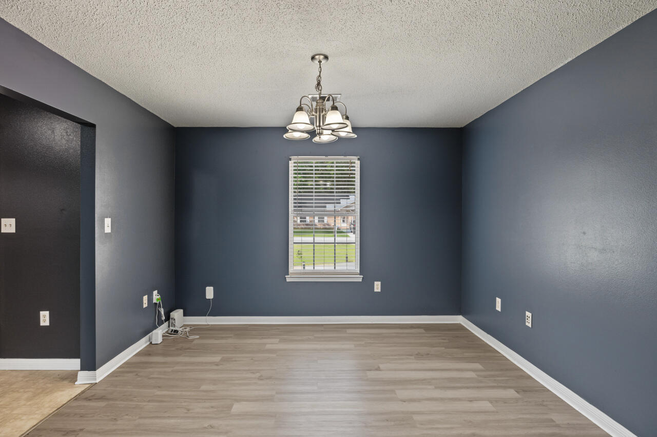 FAIRCHILD ESTATES - Residential