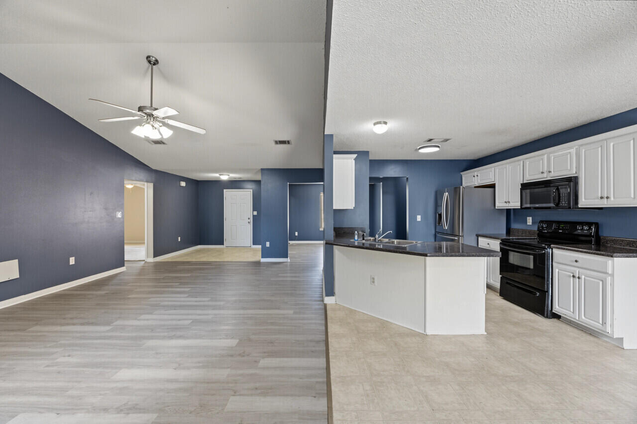 FAIRCHILD ESTATES - Residential