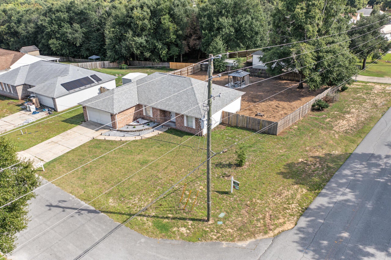 FAIRCHILD ESTATES - Residential