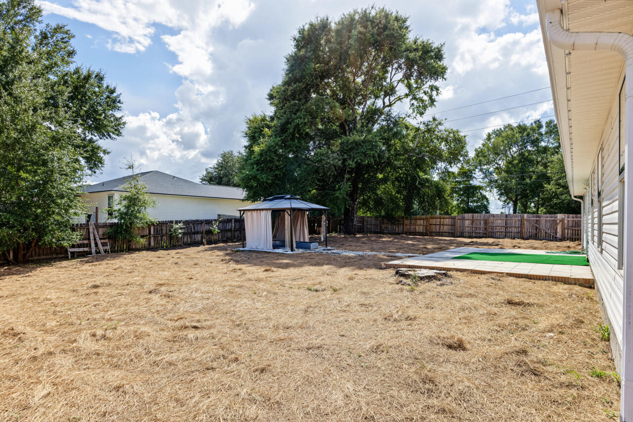 FAIRCHILD ESTATES - Residential