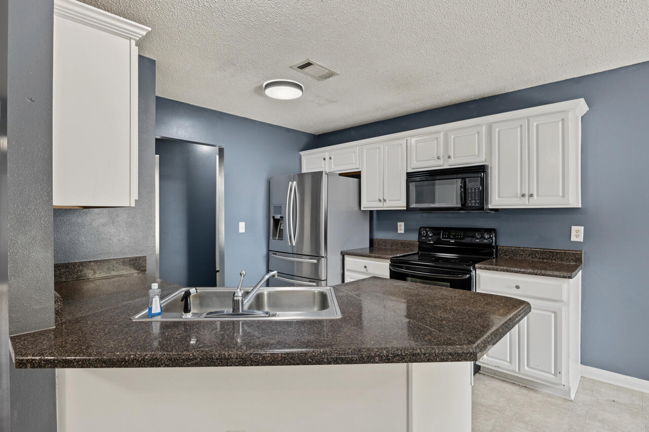 FAIRCHILD ESTATES - Residential