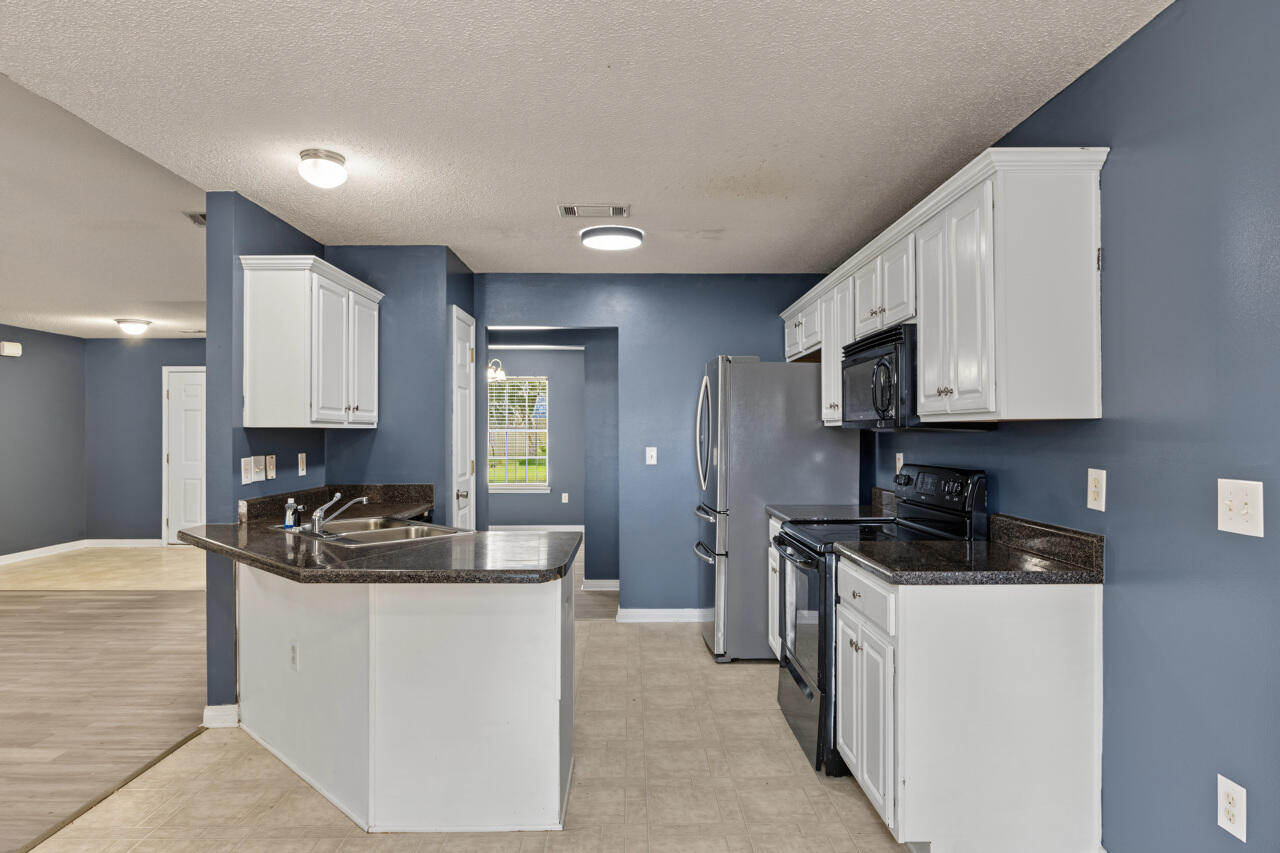 FAIRCHILD ESTATES - Residential