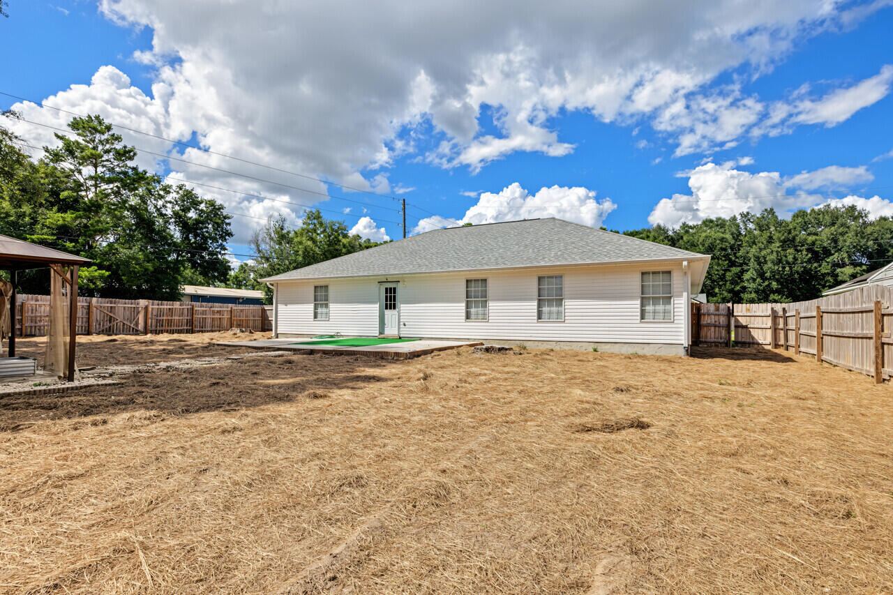FAIRCHILD ESTATES - Residential