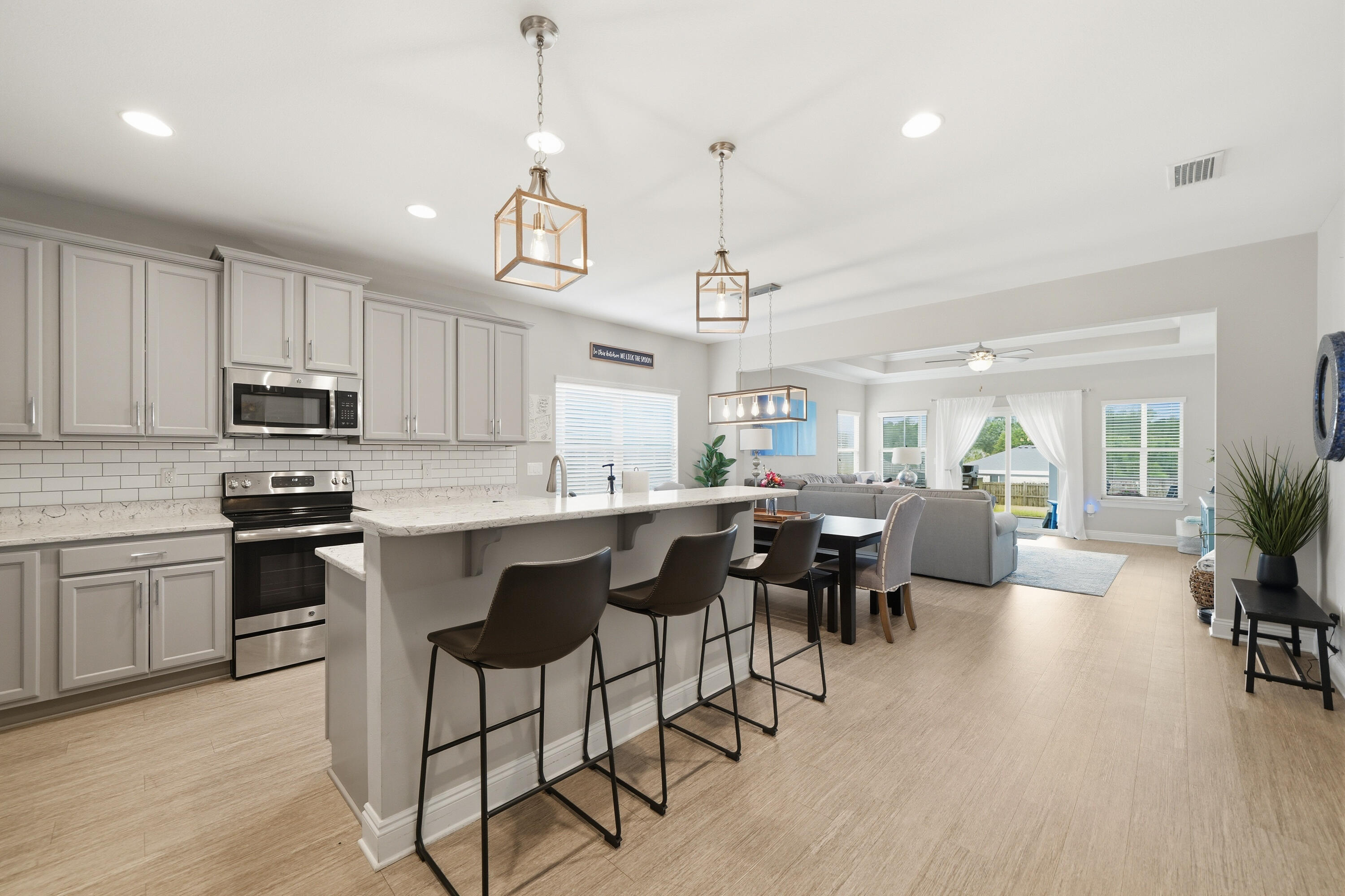 Cross Creek Estates - Residential