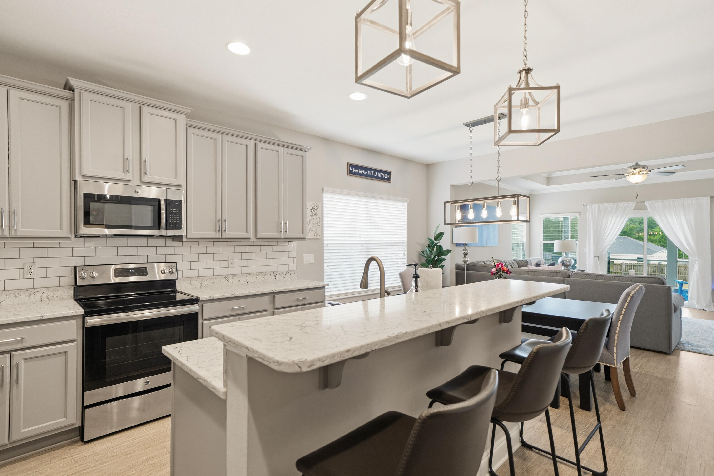 Cross Creek Estates - Residential