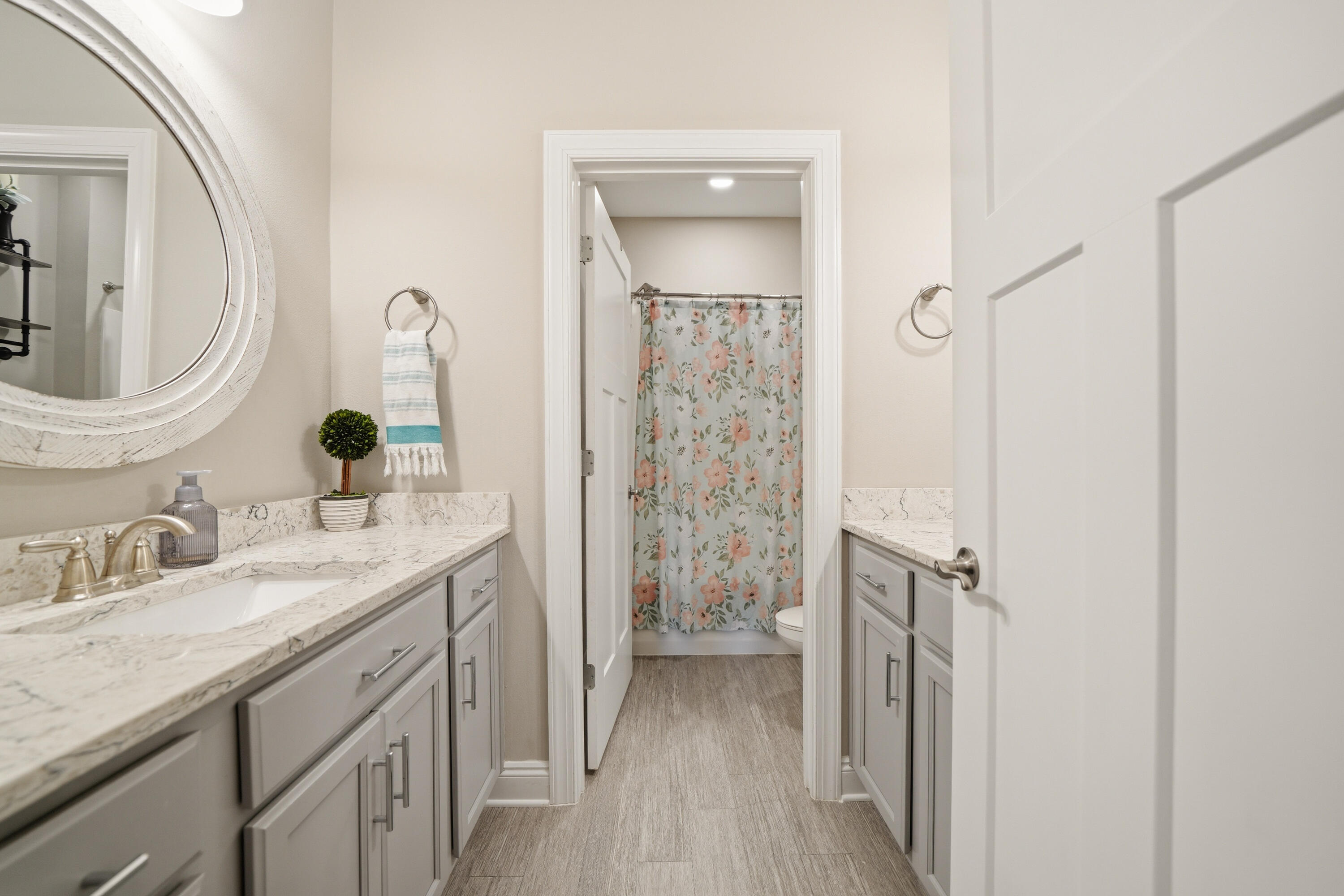 Cross Creek Estates - Residential