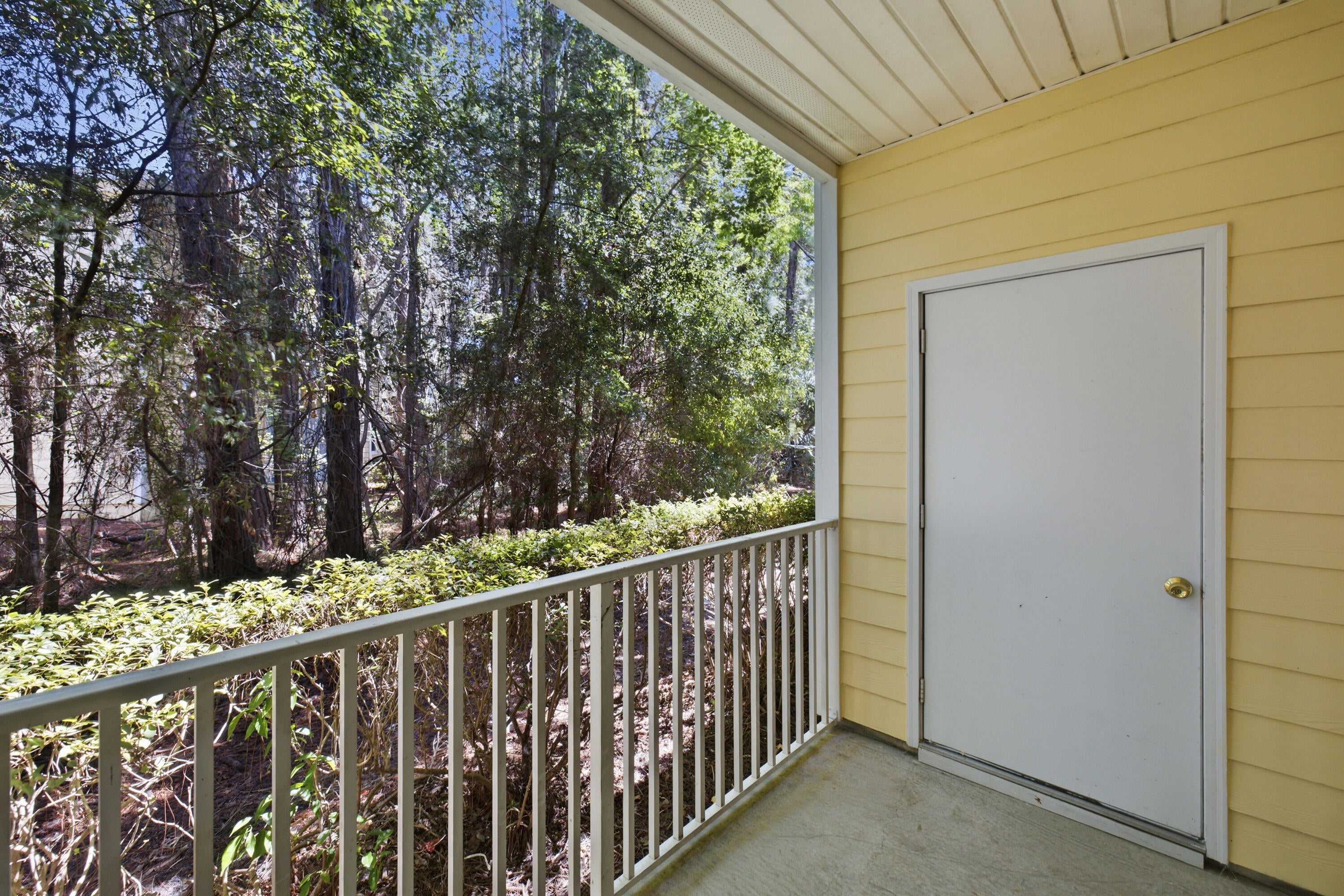 POINTE OF VIEW CONDO - Residential Lease