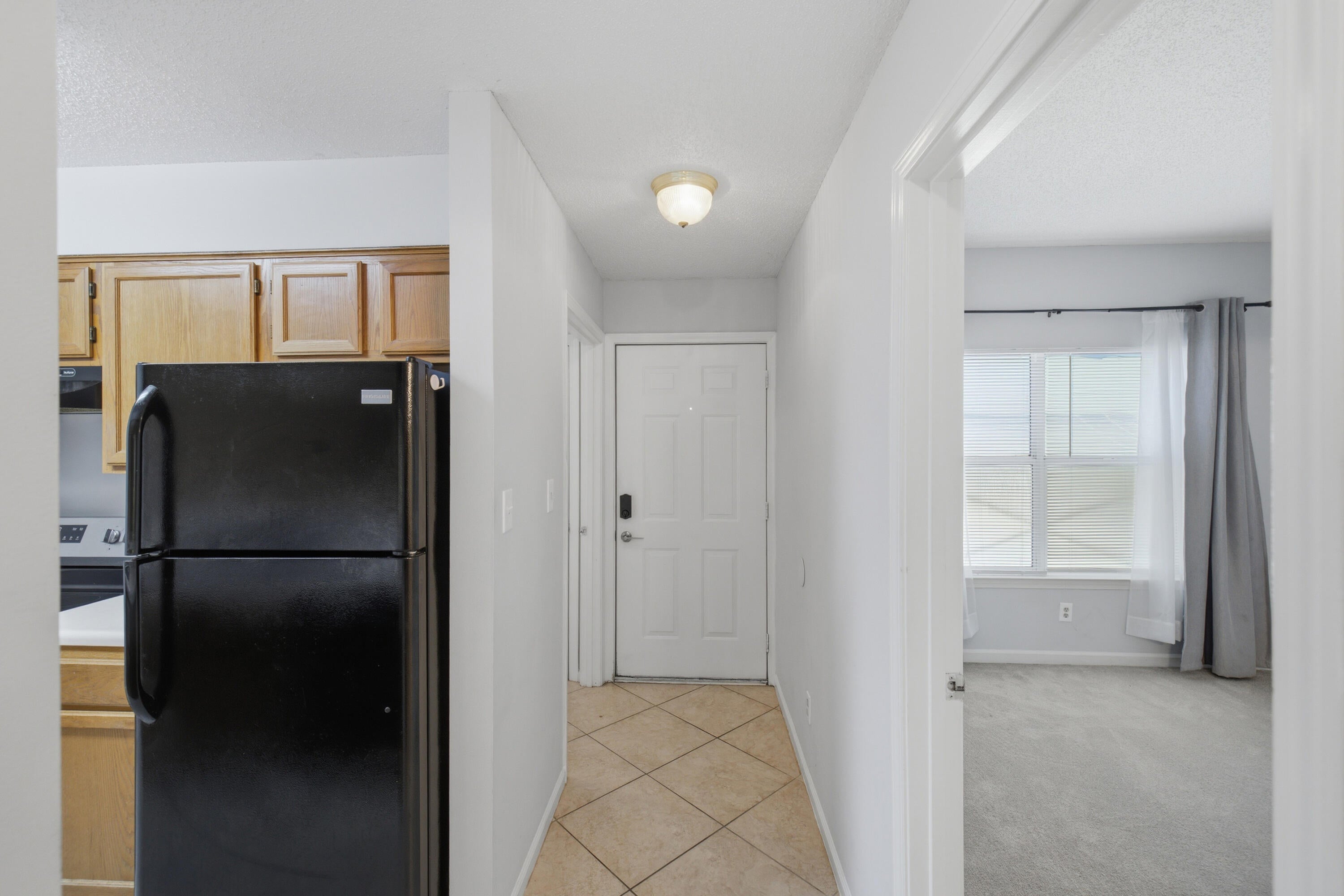 POINTE OF VIEW CONDO - Residential Lease