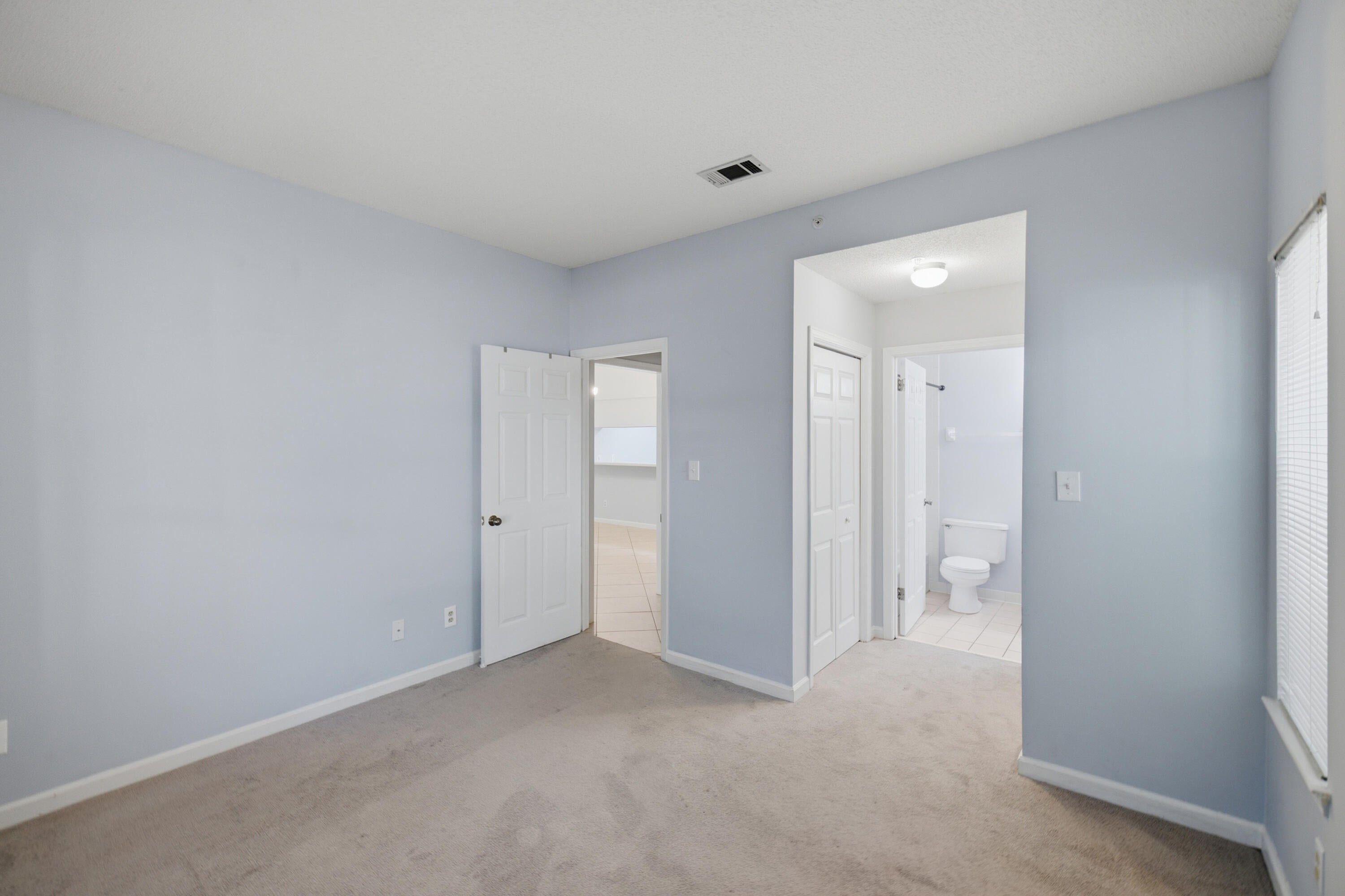 POINTE OF VIEW CONDO - Residential Lease