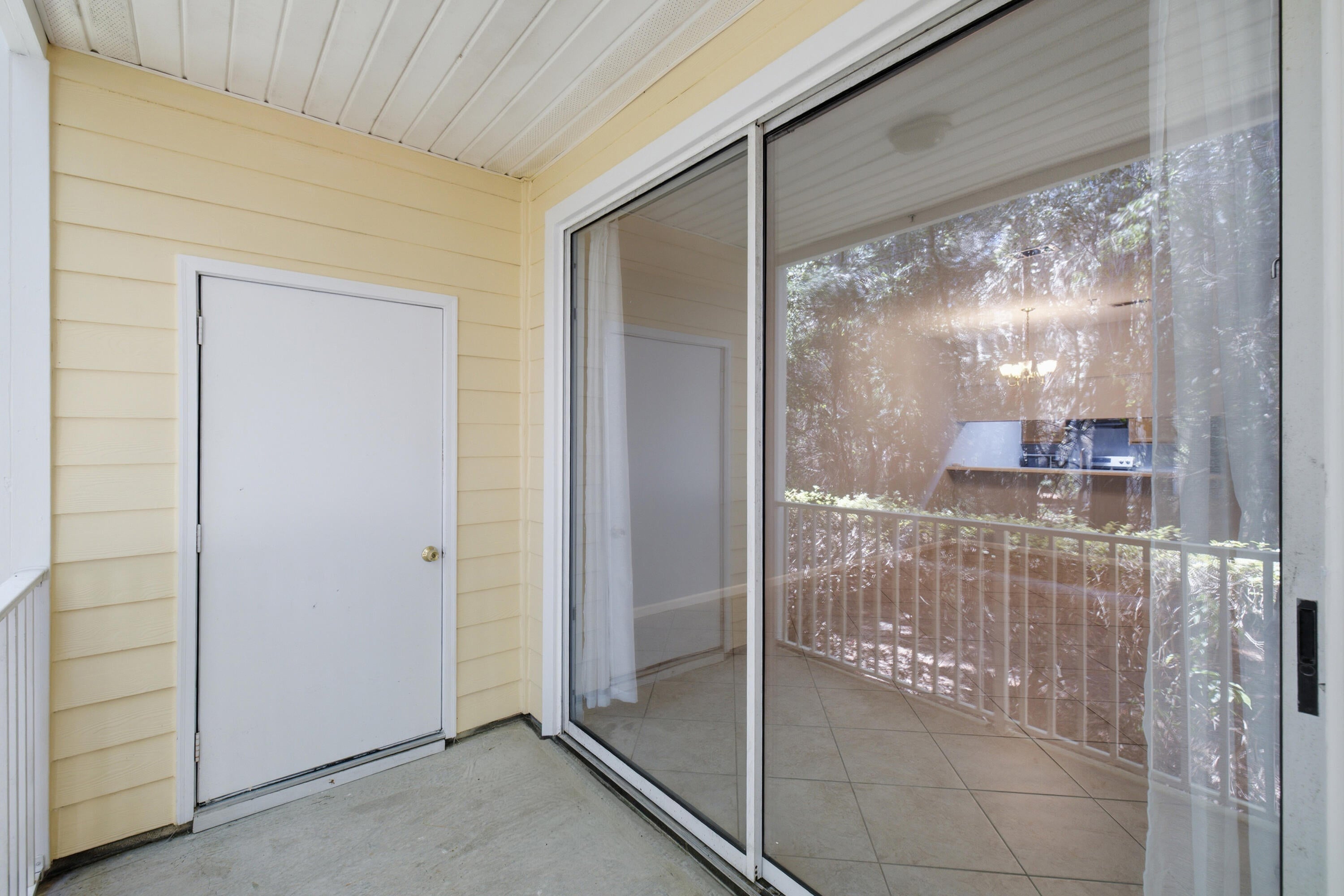 POINTE OF VIEW CONDO - Residential Lease