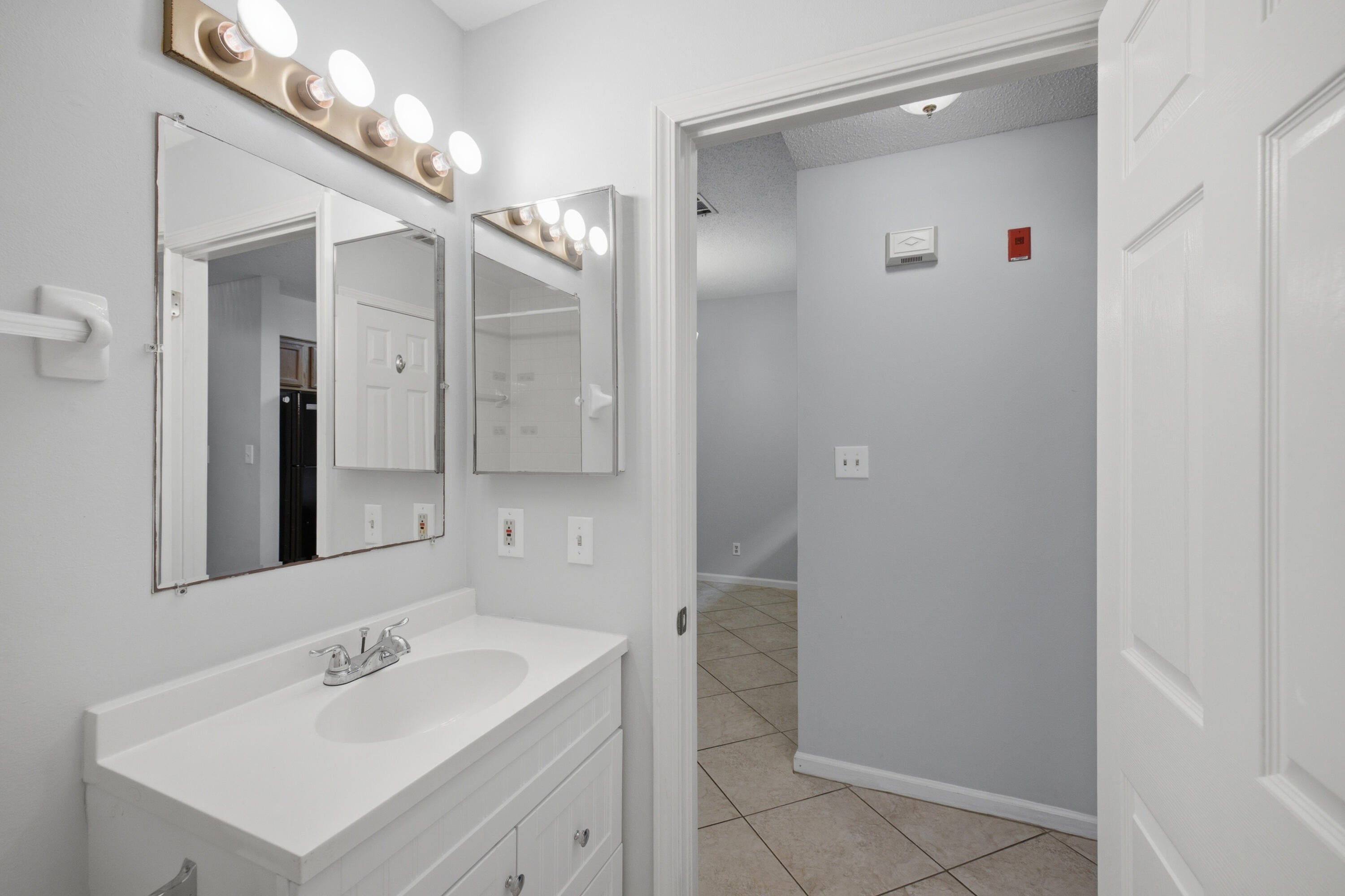 POINTE OF VIEW CONDO - Residential Lease