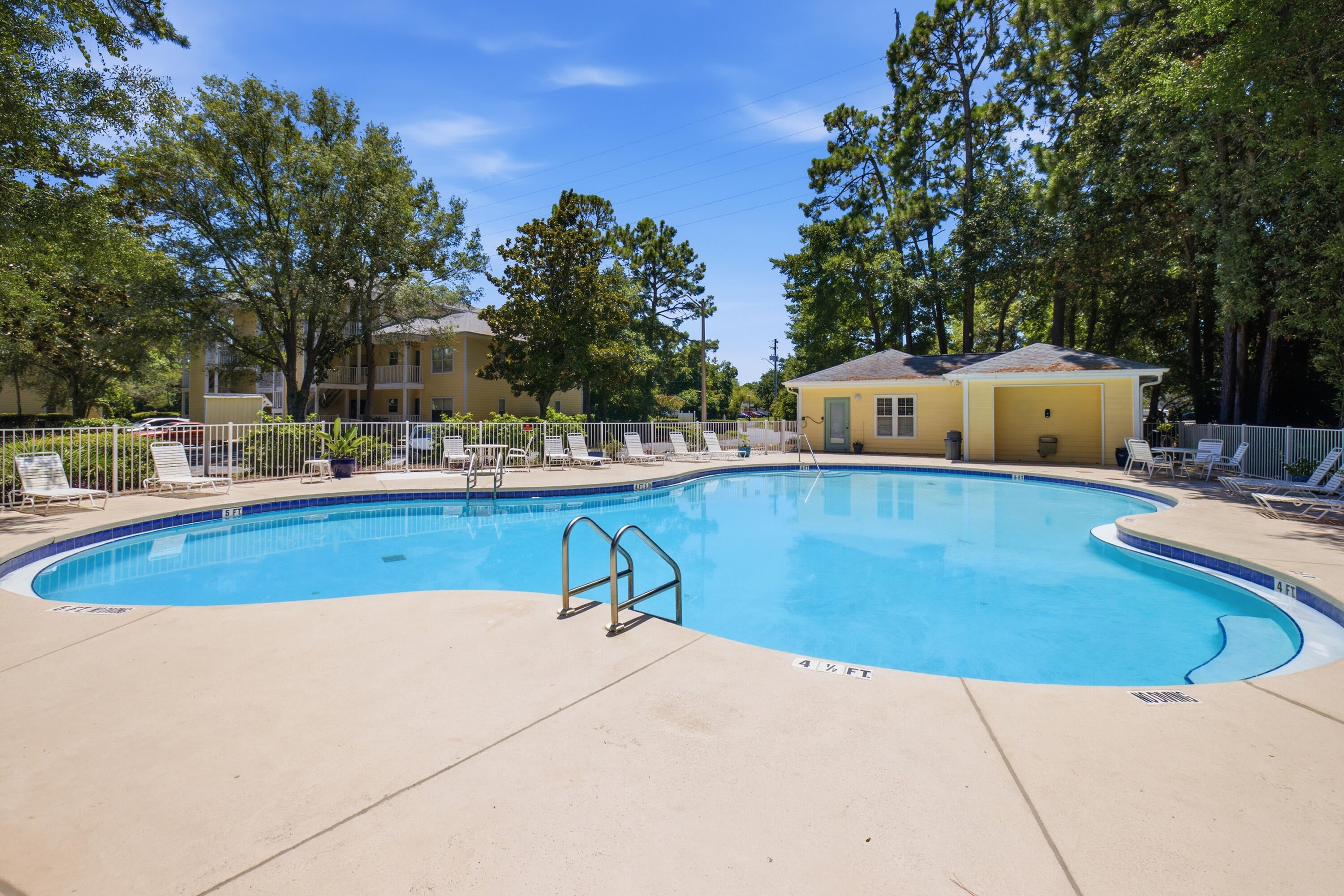 POINTE OF VIEW CONDO - Residential Lease