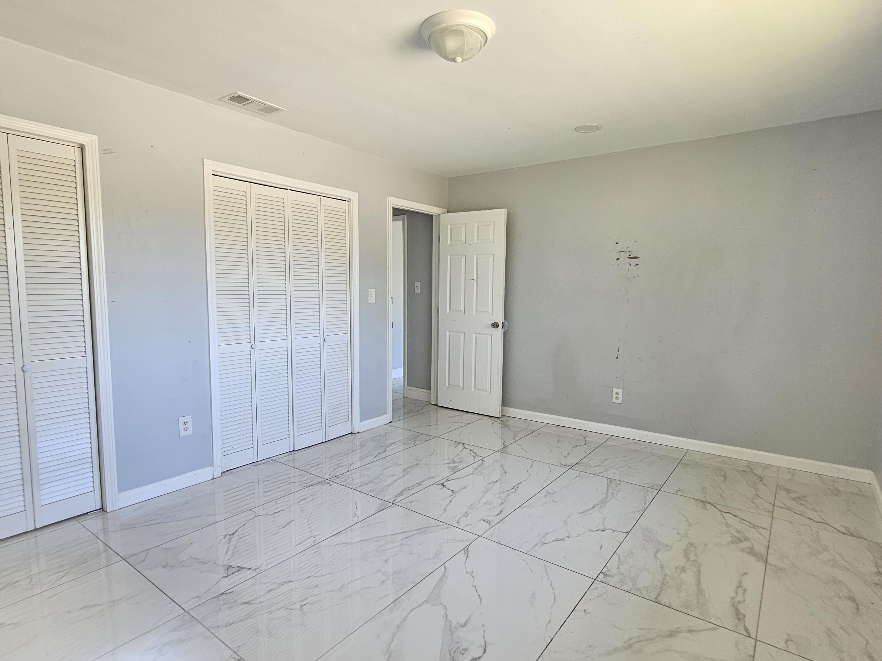 BAYWOOD SHORE ESTATES UNIT 2 - Residential