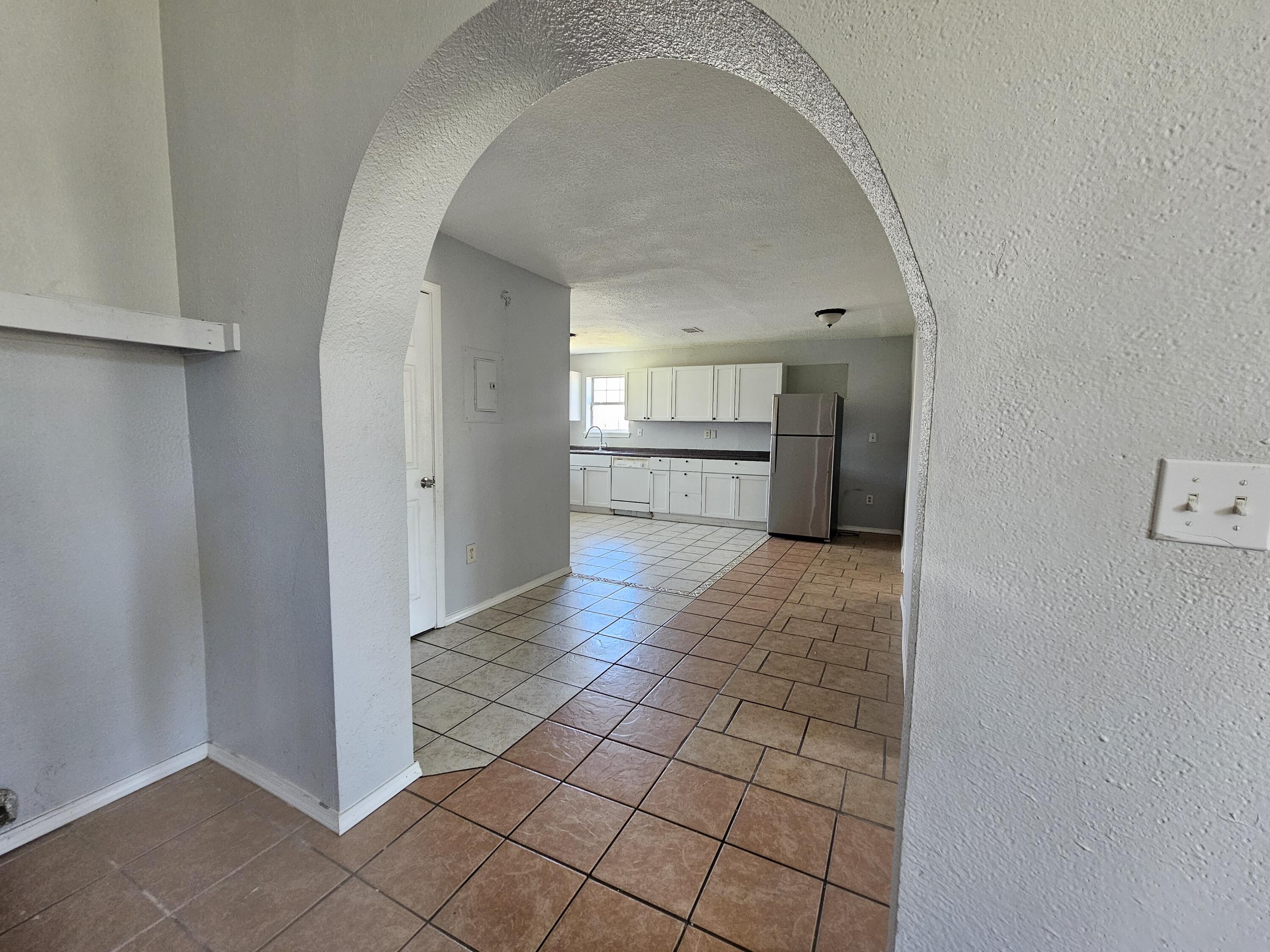 BAYWOOD SHORE ESTATES UNIT 2 - Residential