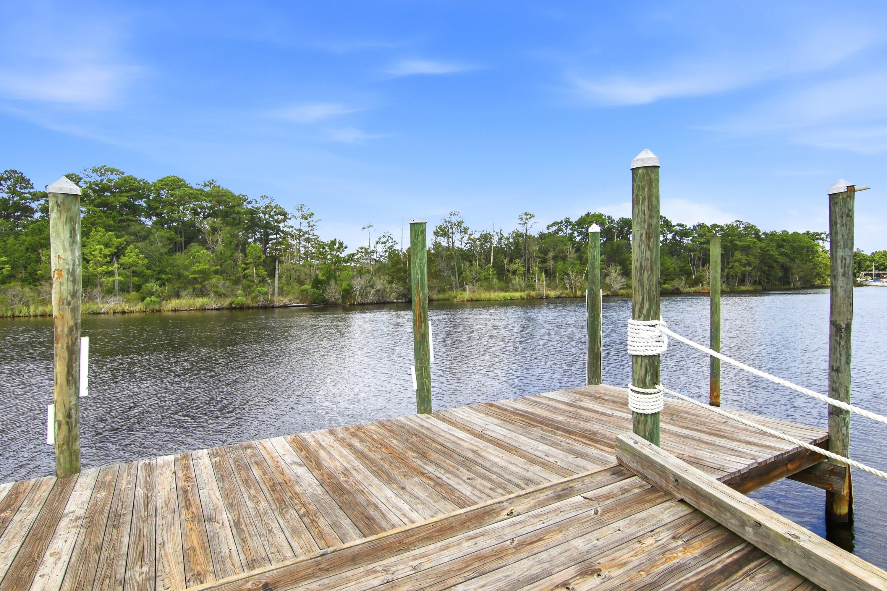 RIVERWALK - Residential