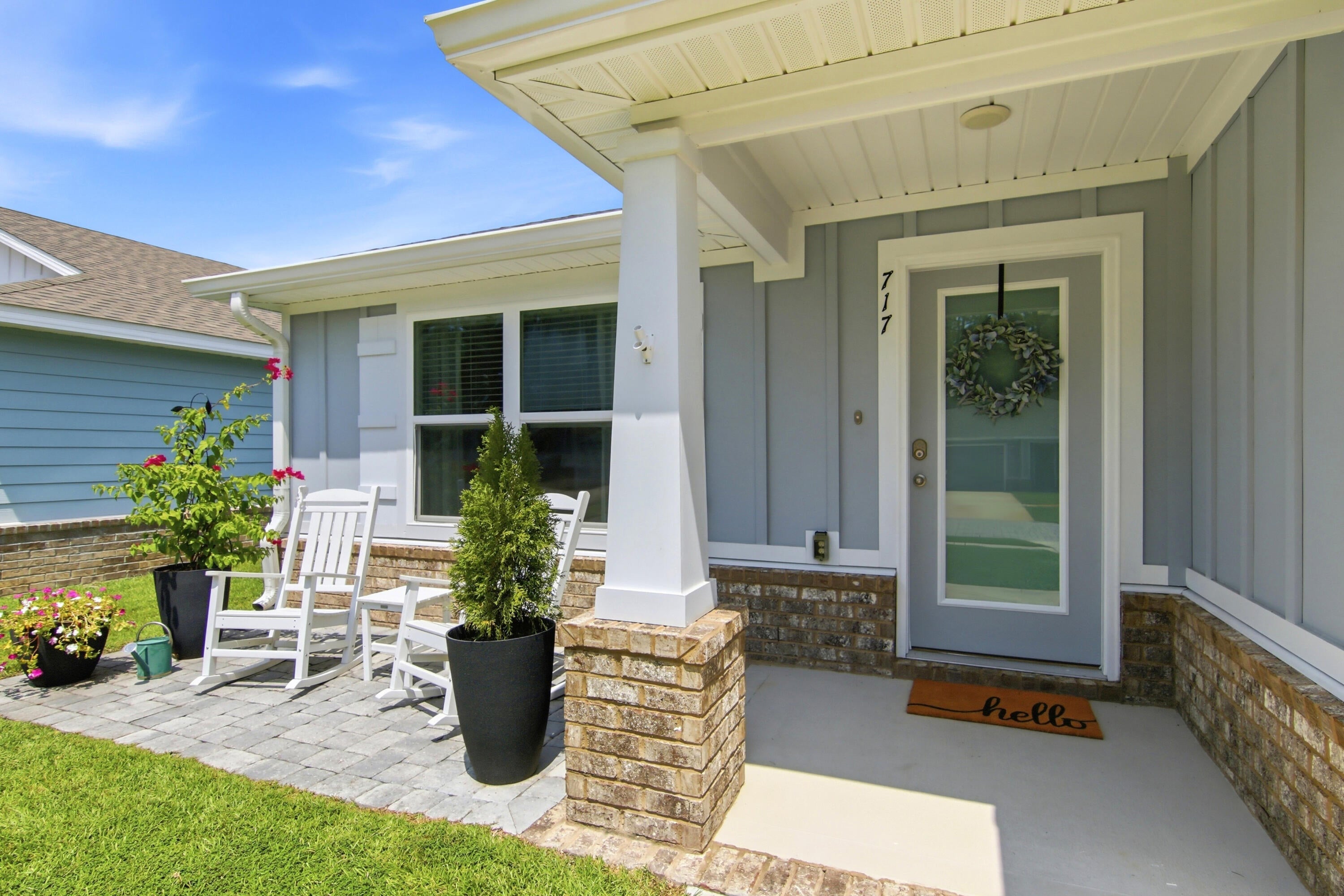 RIVERWALK - Residential