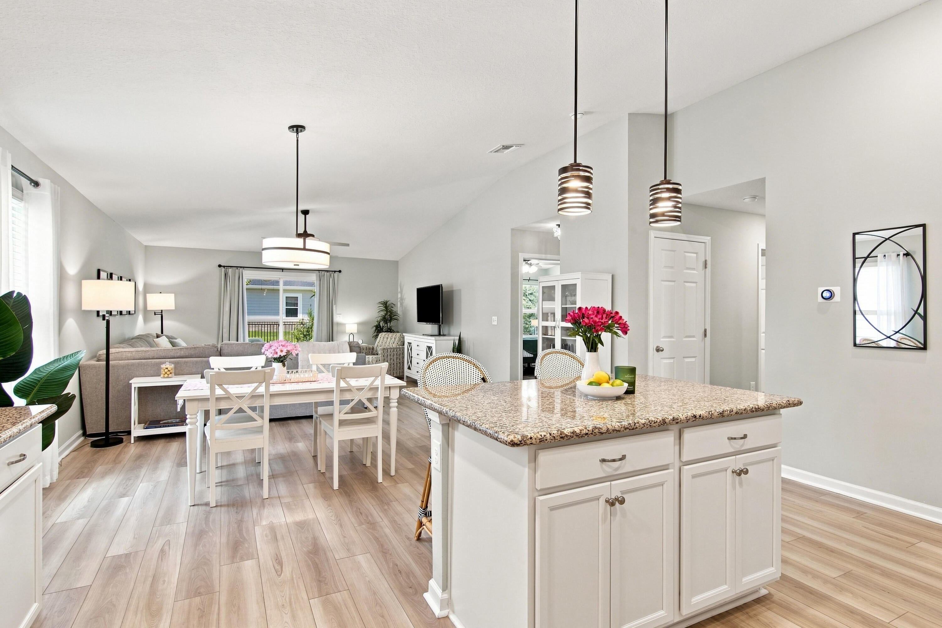 RIVERWALK - Residential