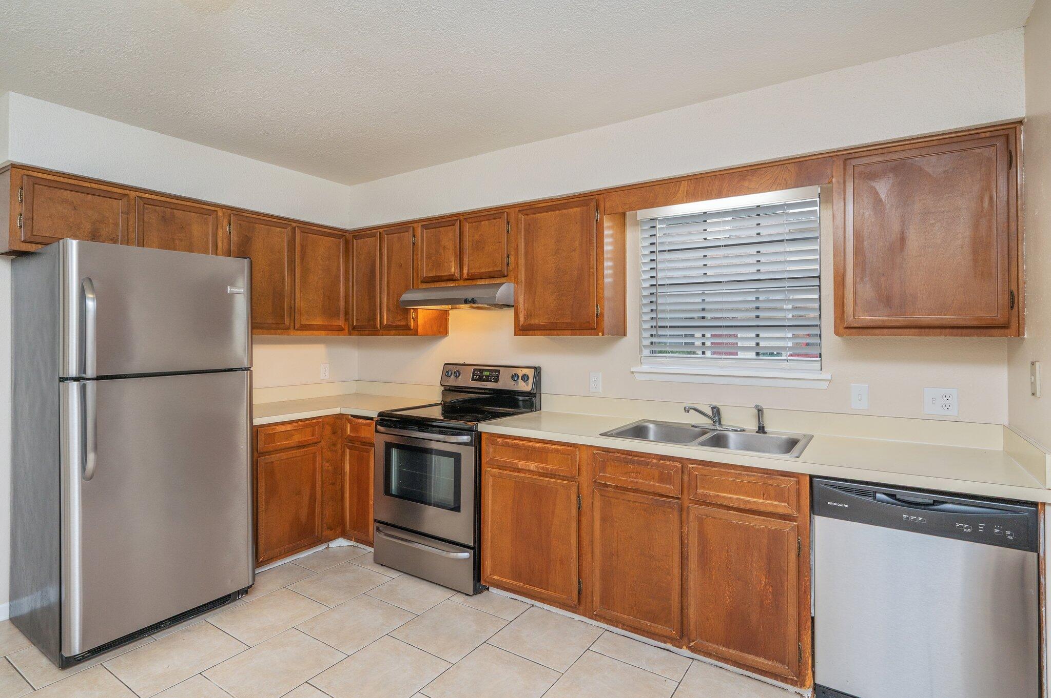 BELL-BROOK ESTATES - Residential