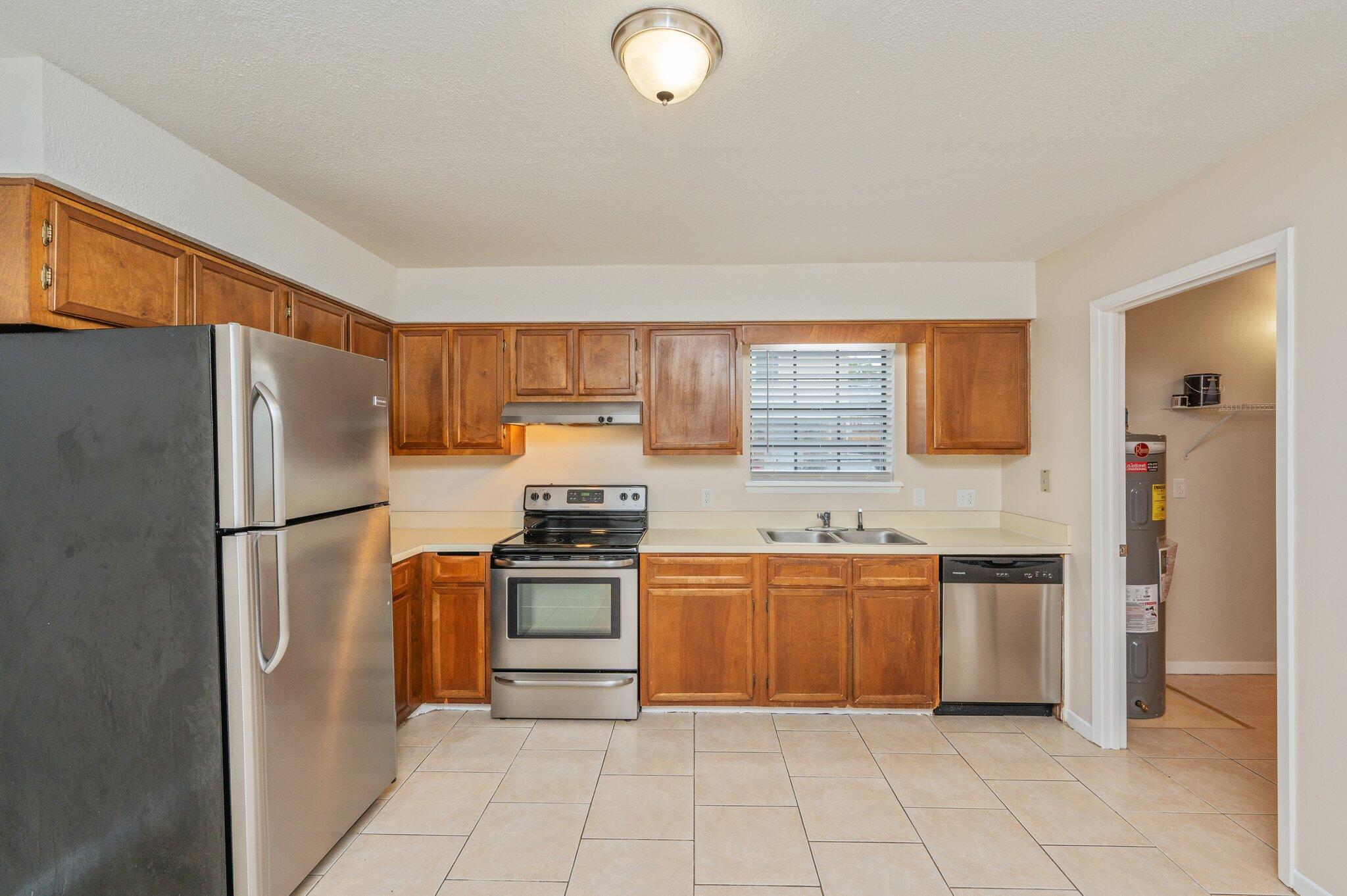 BELL-BROOK ESTATES - Residential