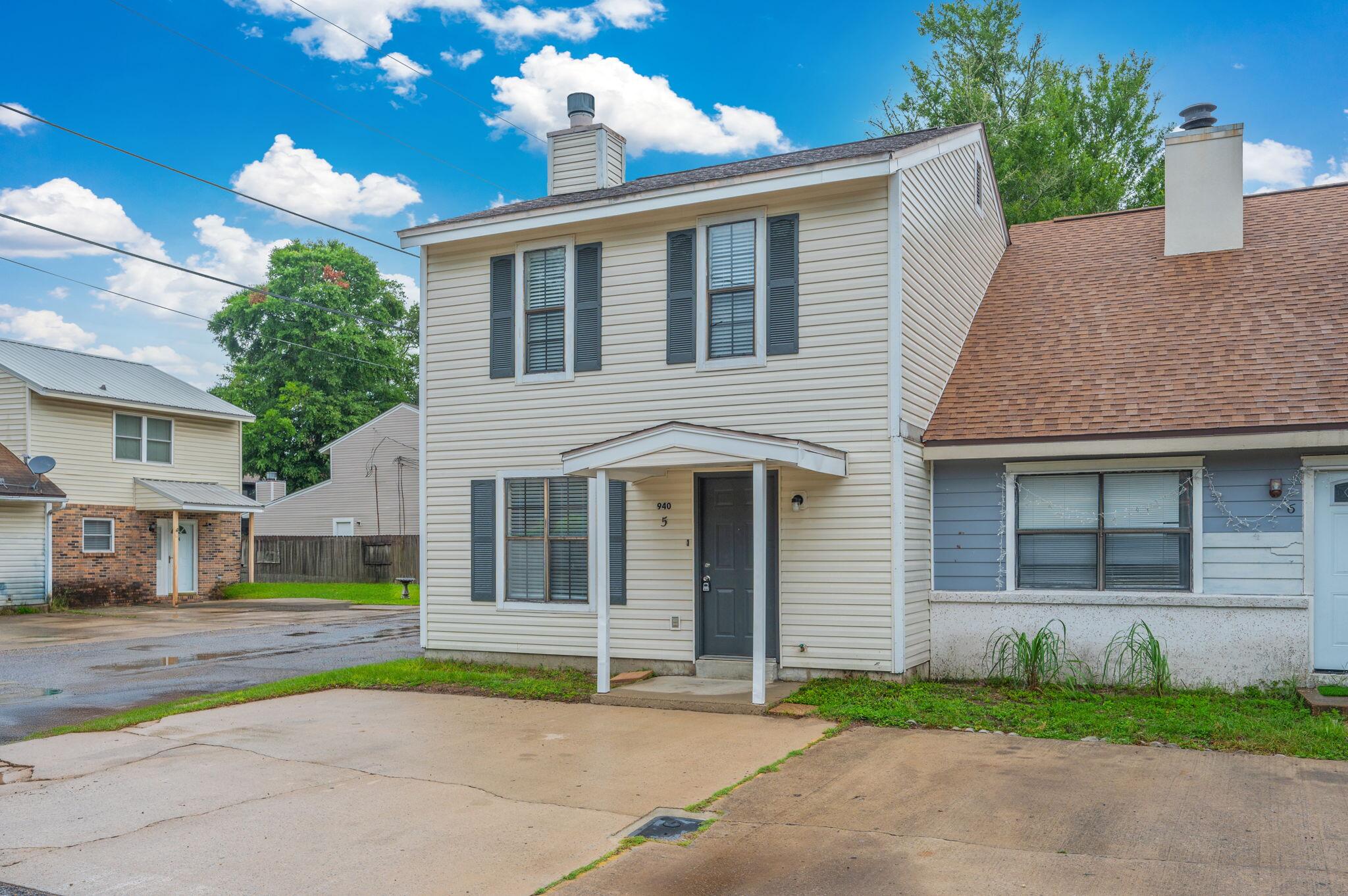 BELL-BROOK ESTATES - Residential