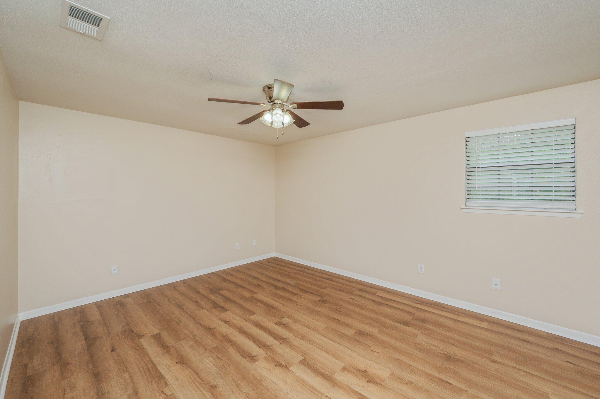 BELL-BROOK ESTATES - Residential