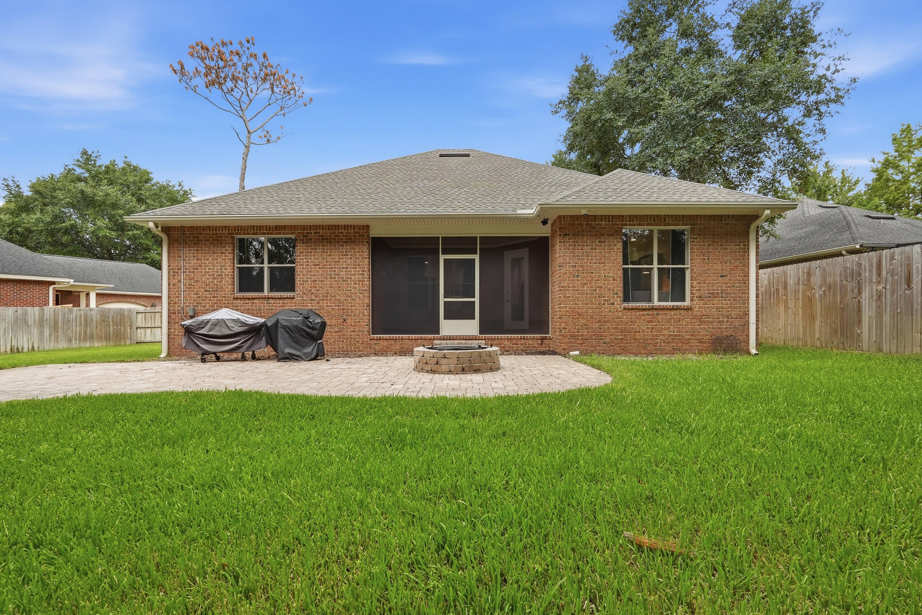 PRESERVE AT SWIFT CREEK - Residential