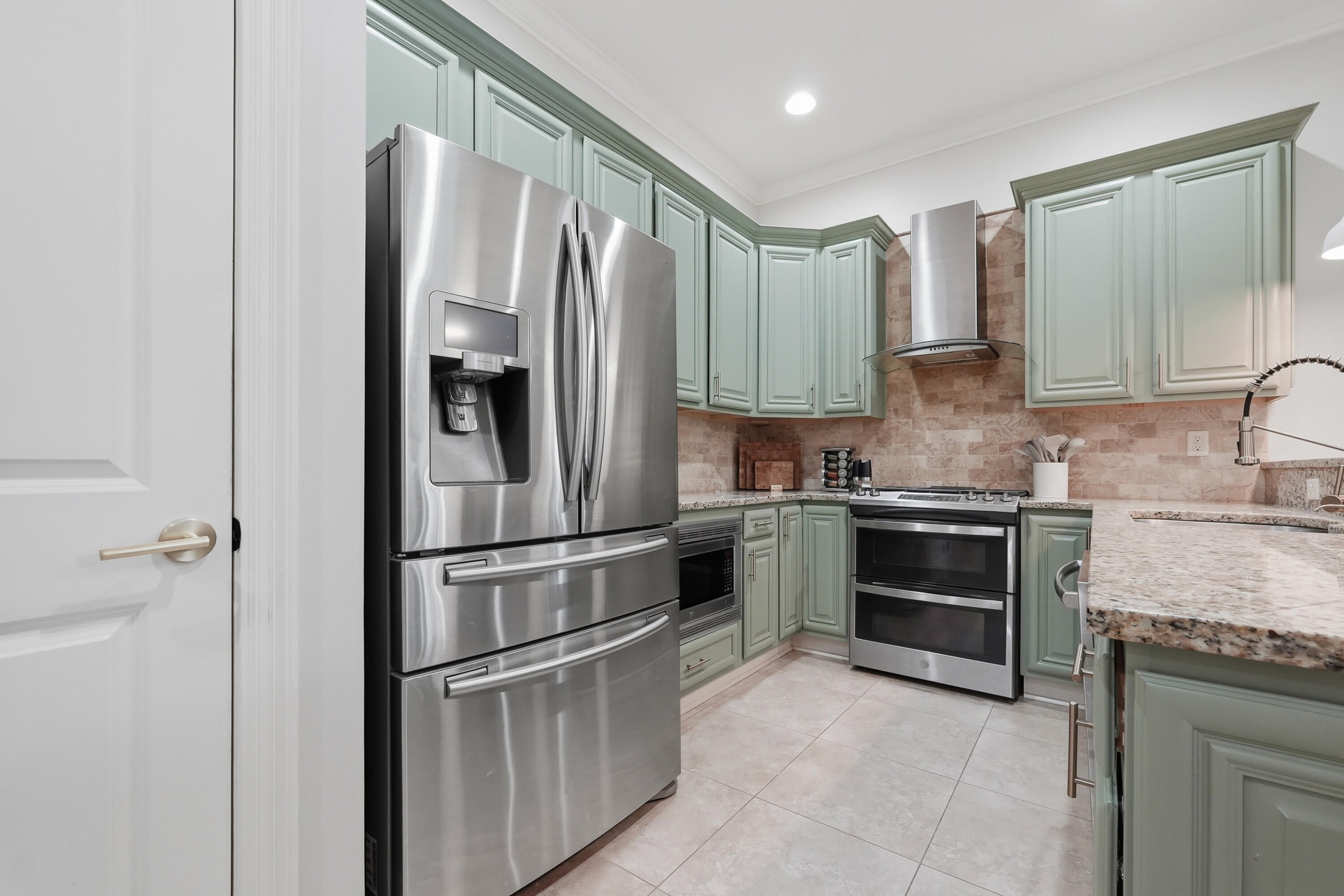 PRESERVE AT SWIFT CREEK - Residential