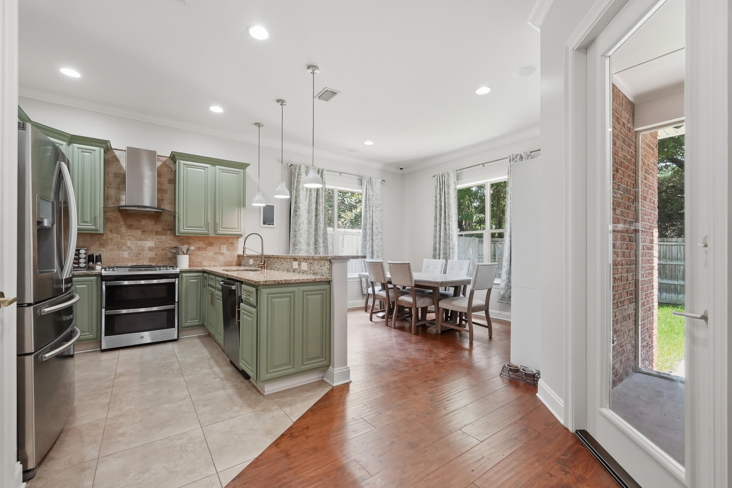 PRESERVE AT SWIFT CREEK - Residential