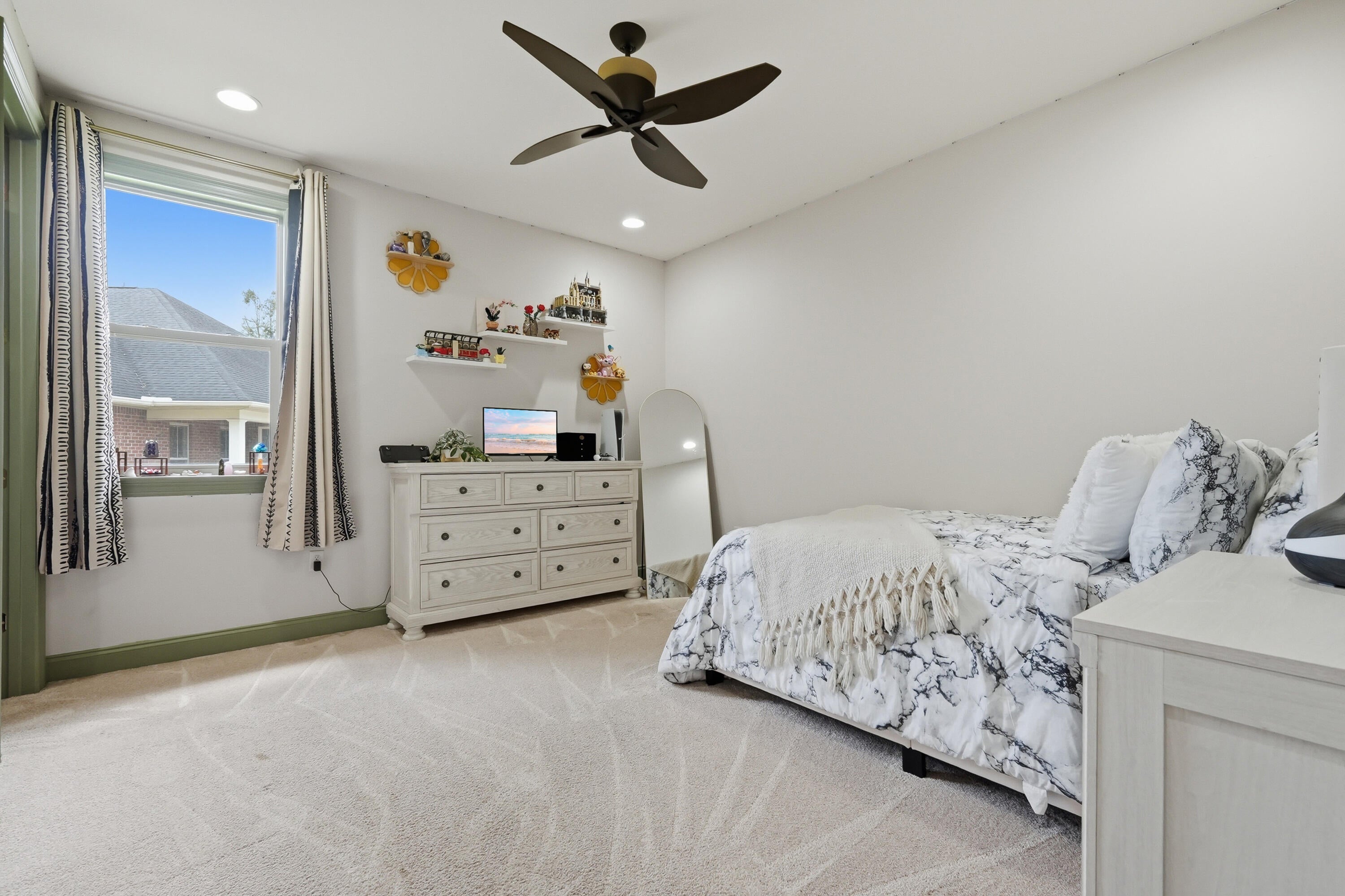 PRESERVE AT SWIFT CREEK - Residential
