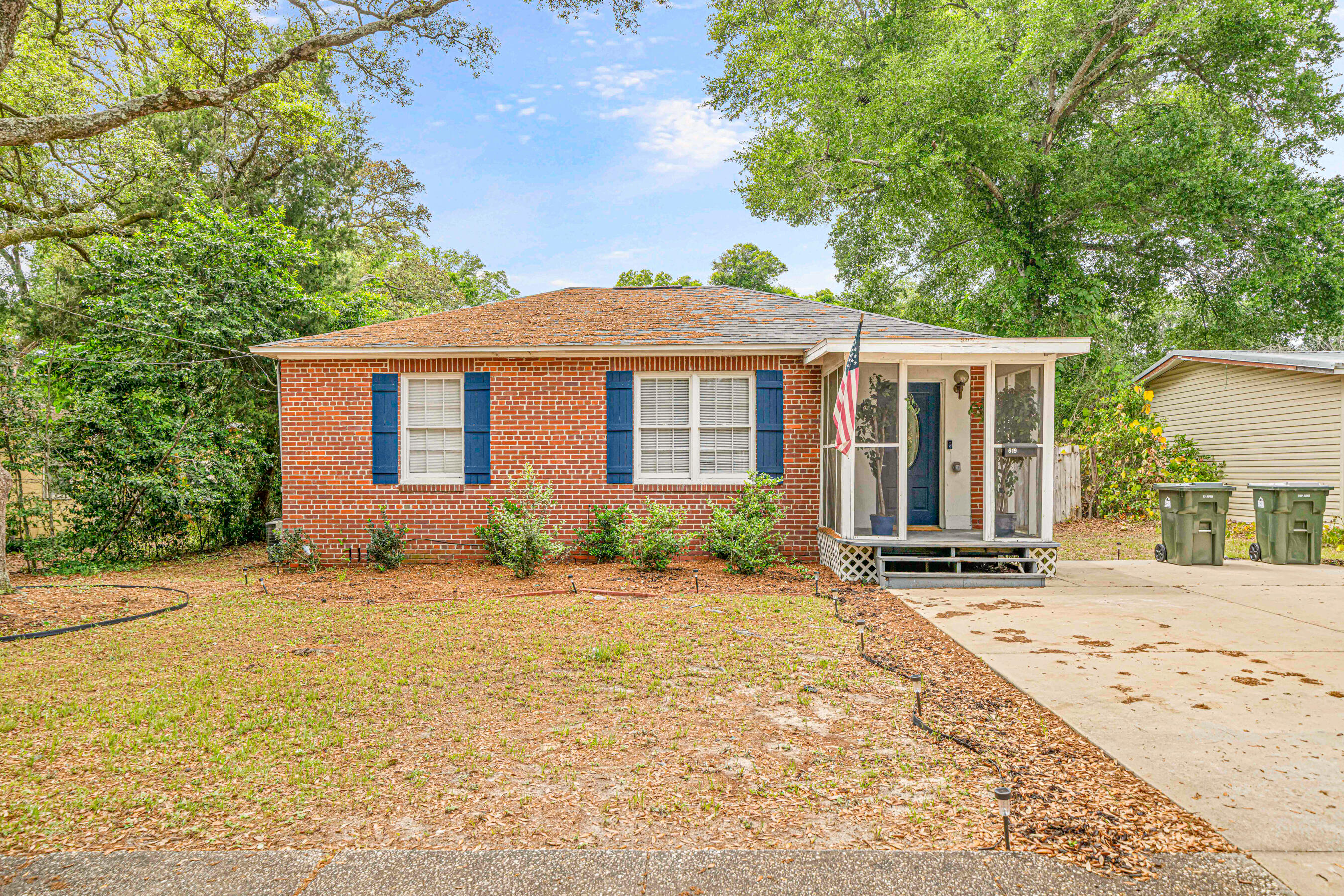 NAVY POINT - Residential