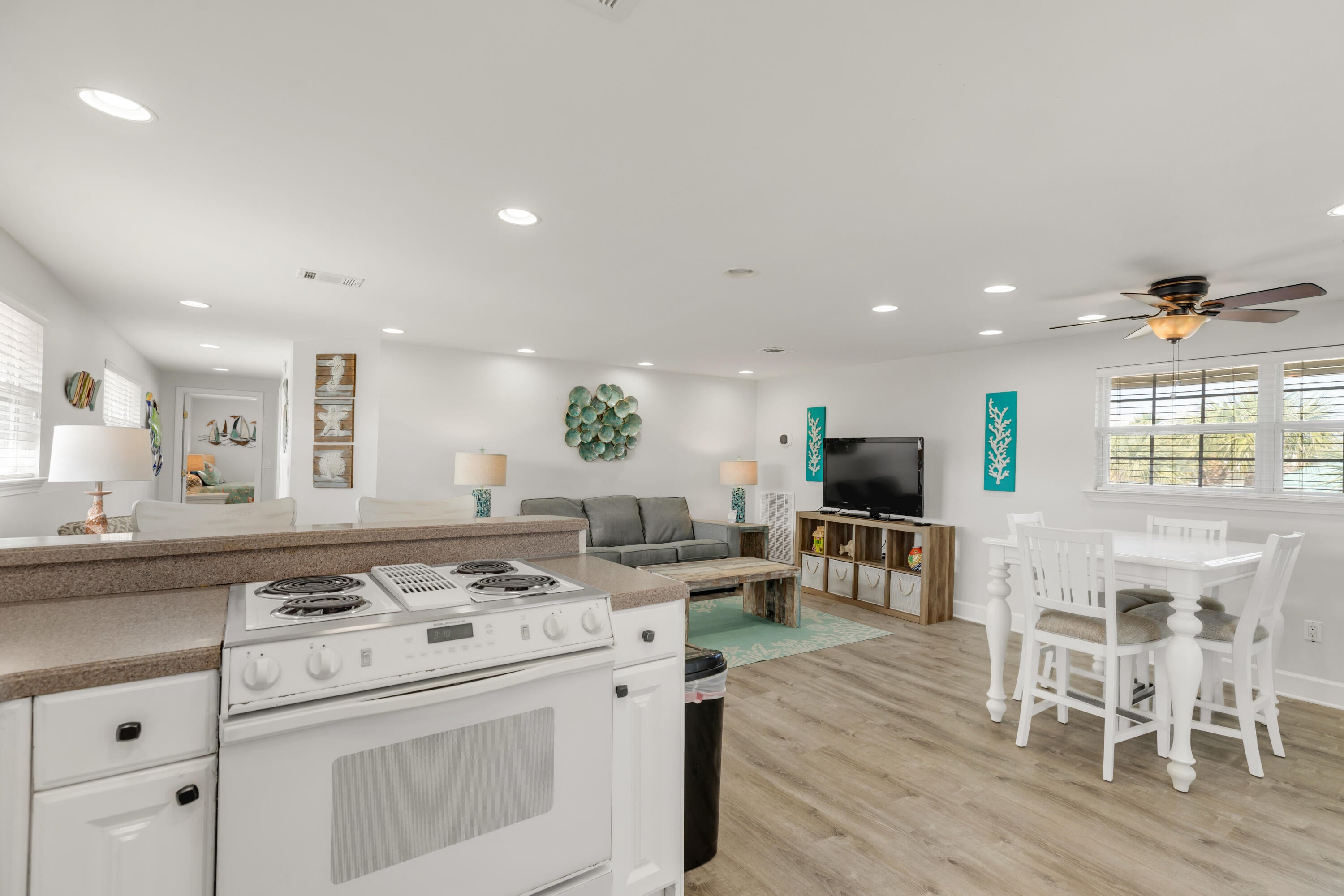 HOLIDAY ISLE - Residential