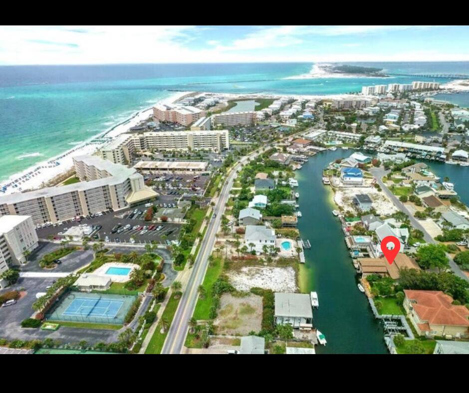 HOLIDAY ISLE - Residential