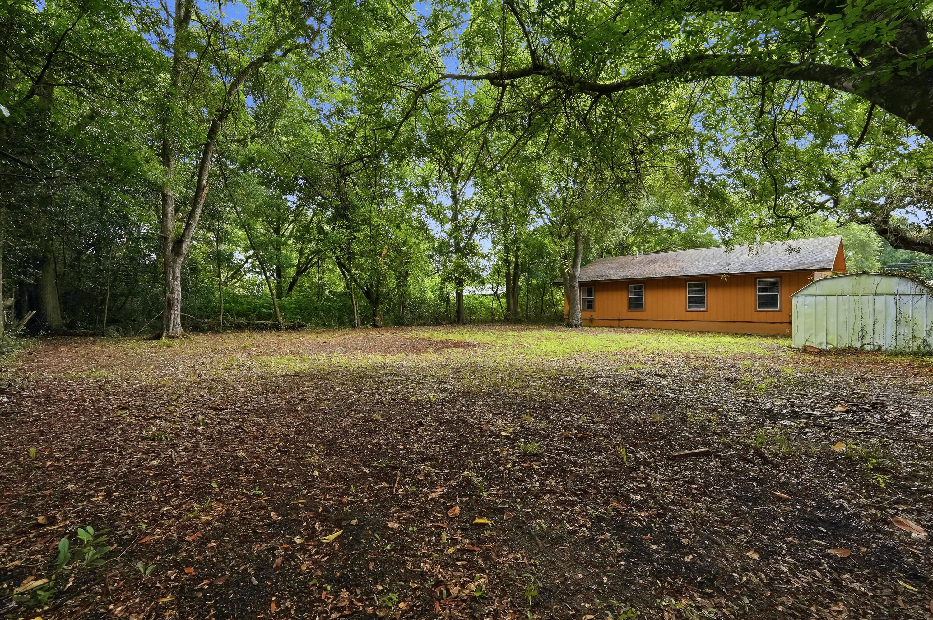 ROSEMONT - Residential Lease