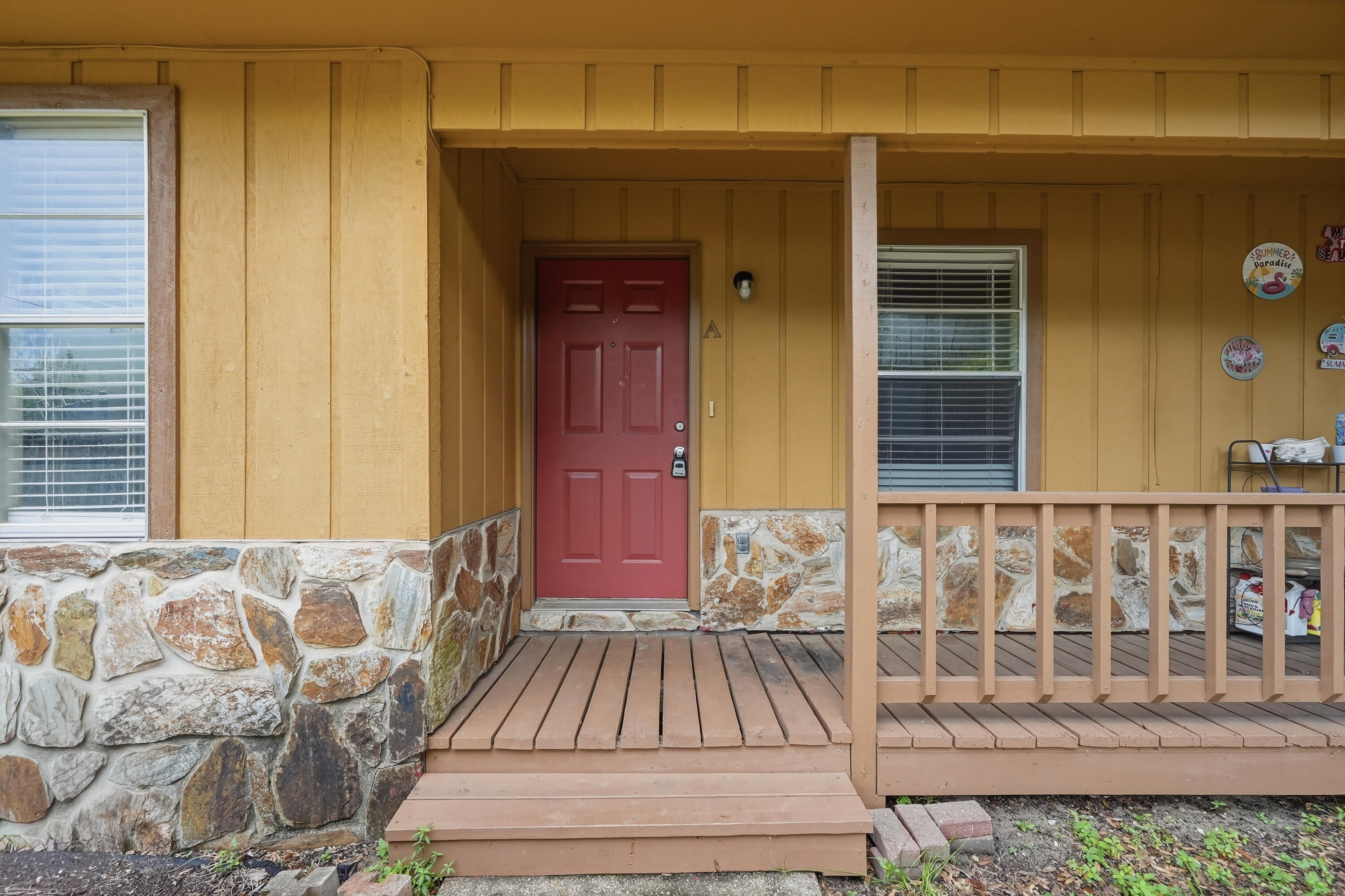 Enjoy comfortable living in this well-maintained duplex conveniently located near the heart of Niceville. Offering the perfect combination of privacy, convenience, and value, this home is just minutes from Eglin AFB, Destin, shopping, dining, and top-rated schools, making it an ideal choice for anyone seeking a central location.

Inside, you'll find low-maintenance luxury vinyl plank and tile flooring throughout, creating a clean and modern feel. The functional kitchen features a gas stove, making meal preparation a breeze, while the comfortable layout provides an inviting space to relax and unwind.

With its desirable location and easy-care finishes, this duplex is a wonderful place to call home. Schedule your showing today! Pets considered with application.