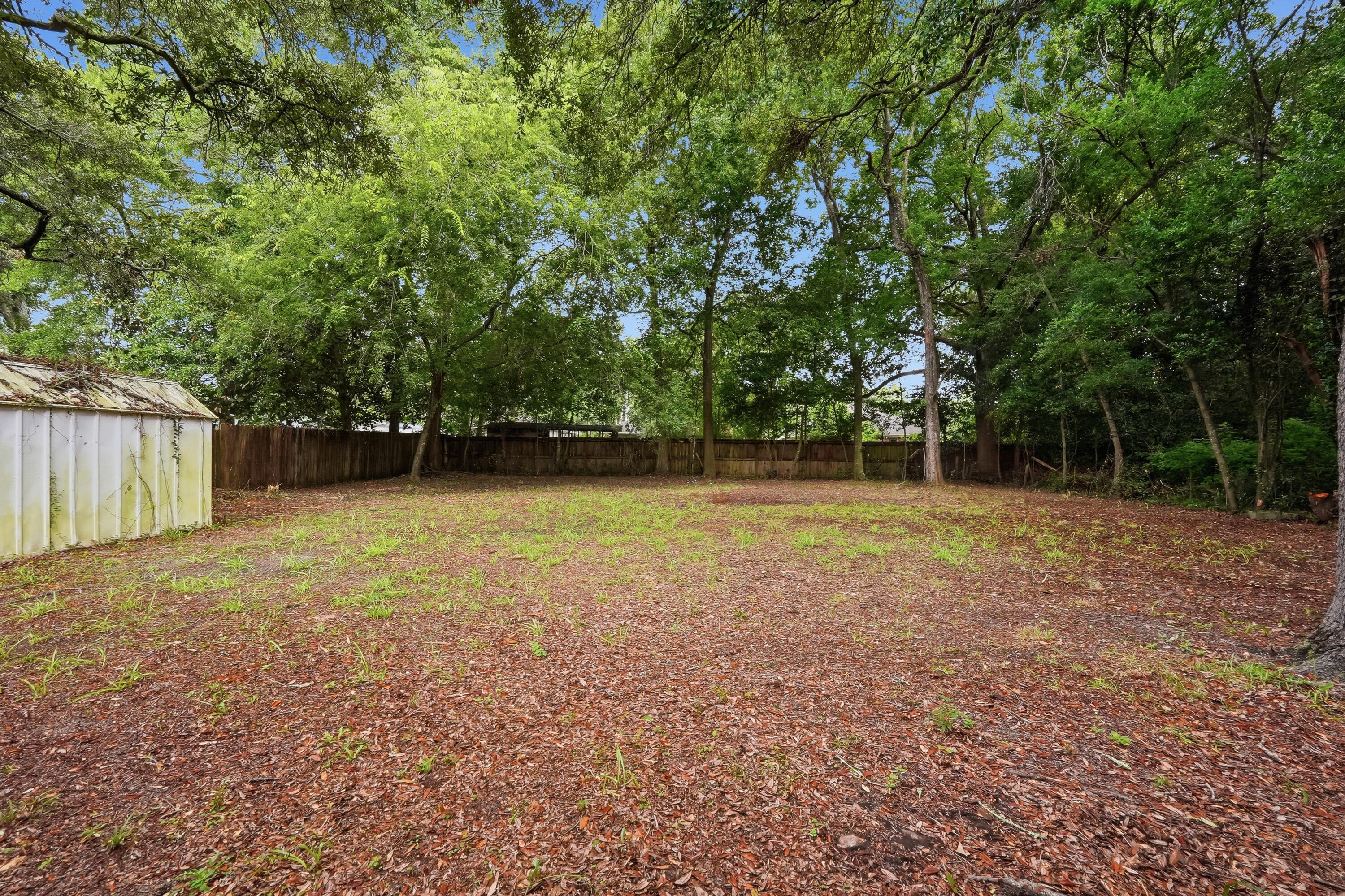 ROSEMONT - Residential Lease